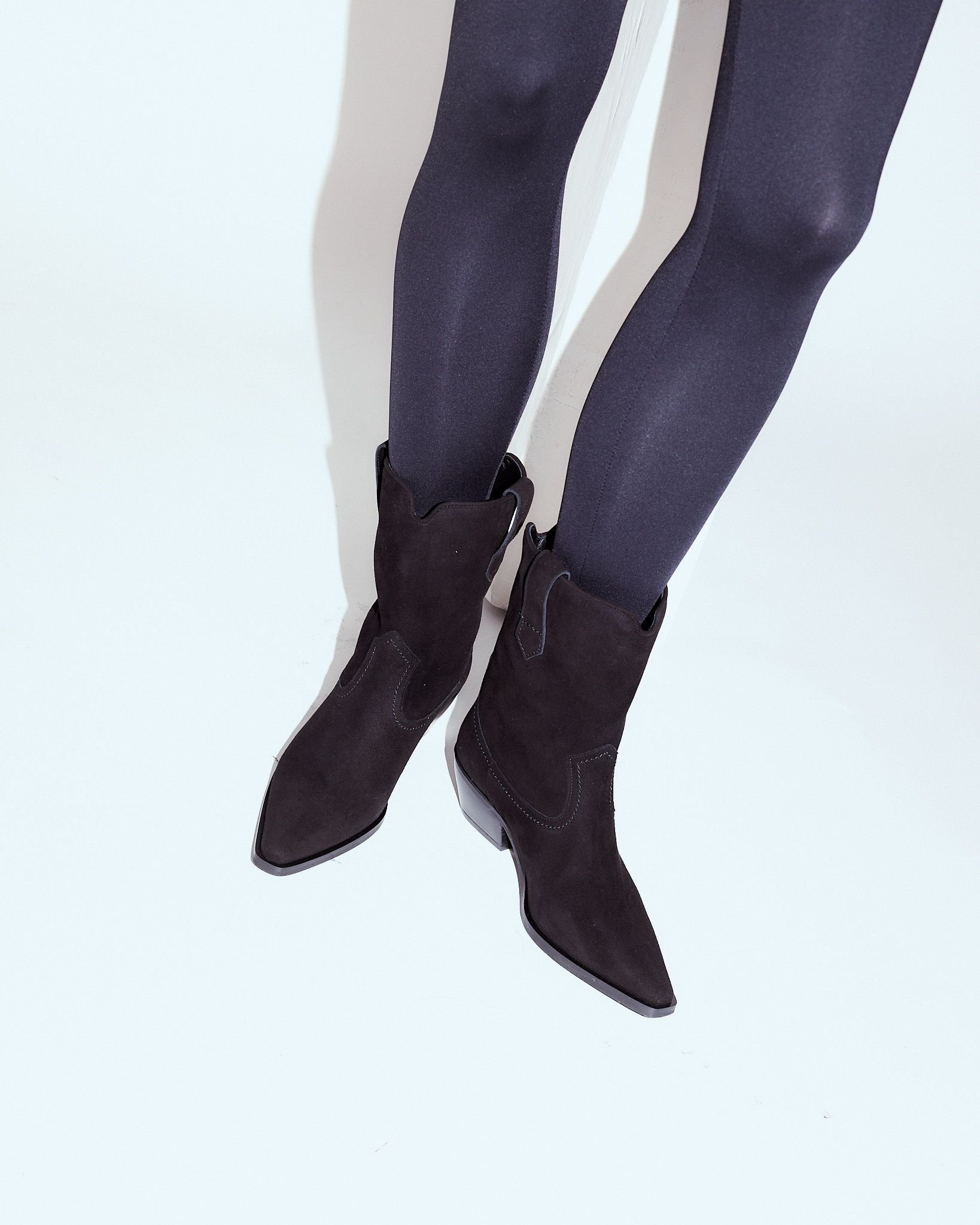 Черные замшевые казаки - Image 2 of 6