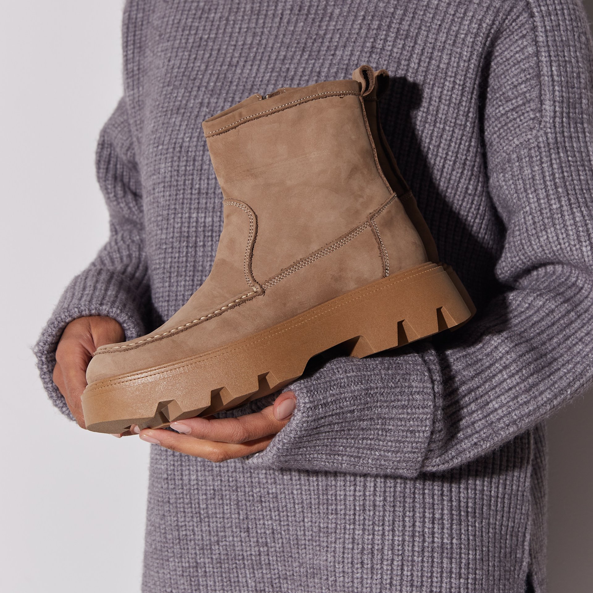 Бежевые ботинки из нубука - Image 5 of 5