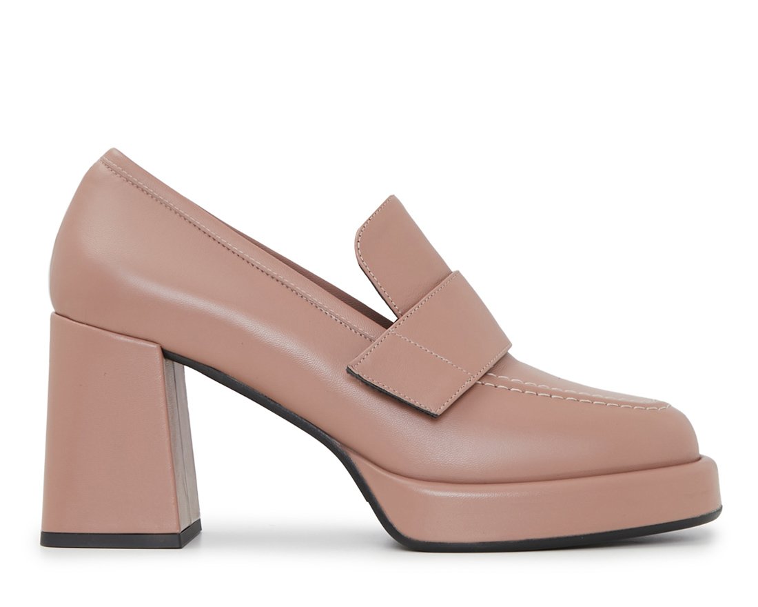 Пудрово-розовые кожаные туфли - Main image