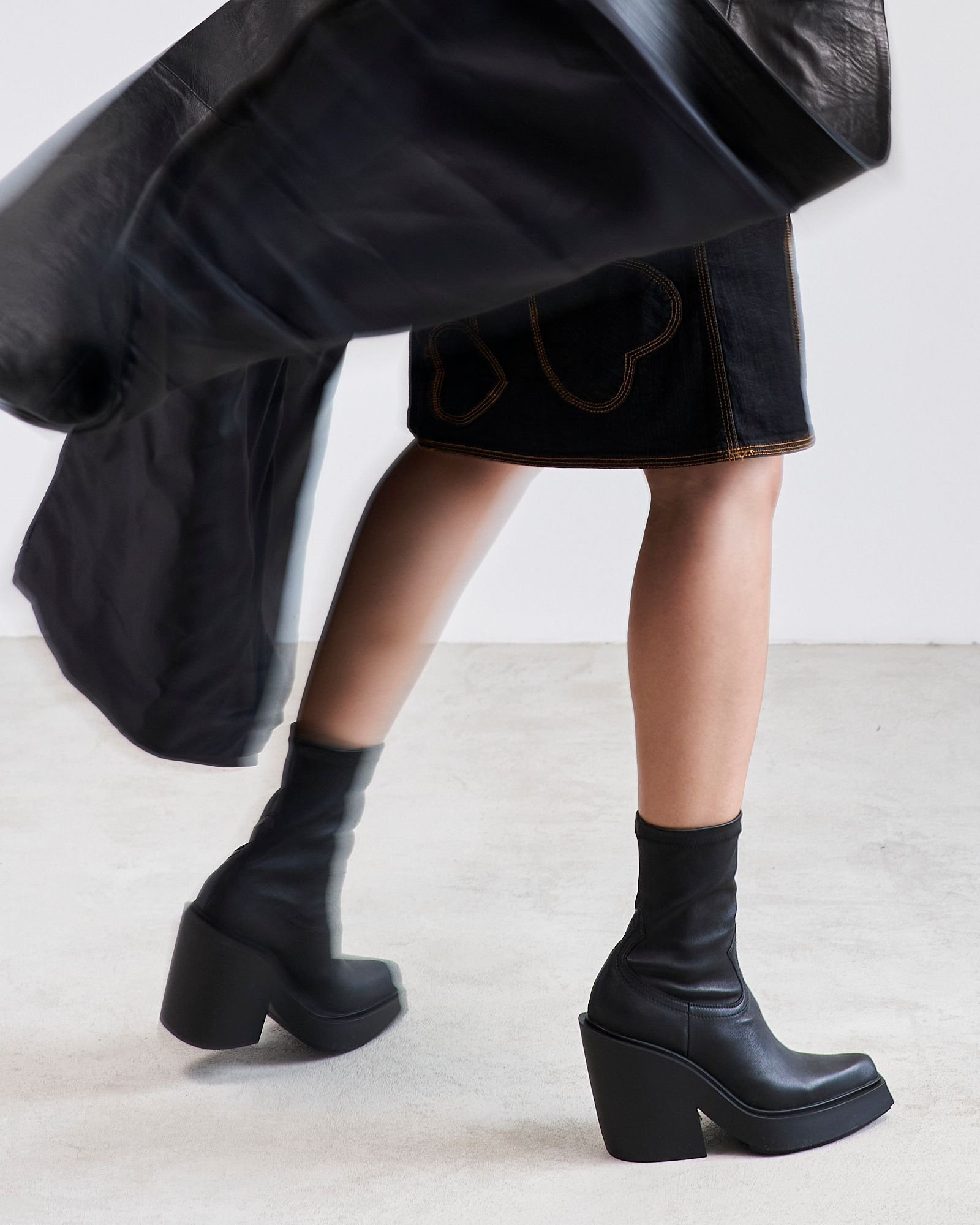 Черные кожаные ботильоны - Image 2 of 6