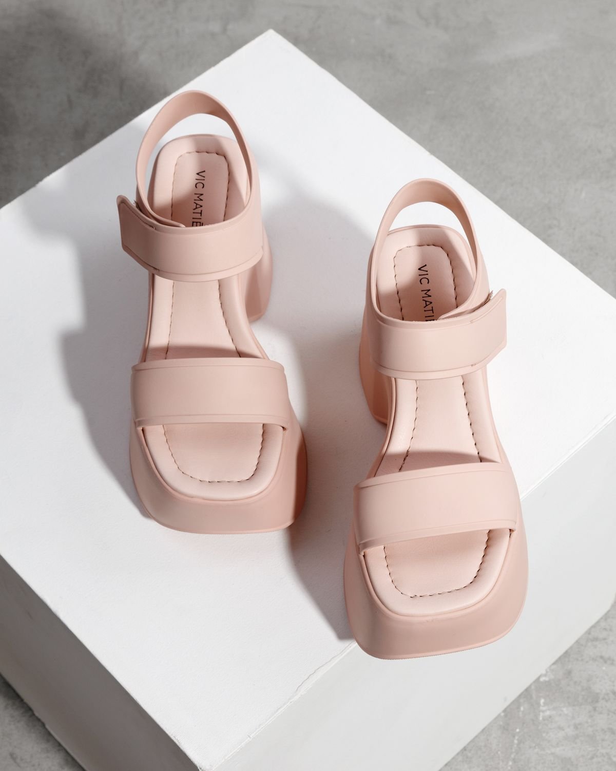 Светло-розовые босоножки - Image 2 of 4