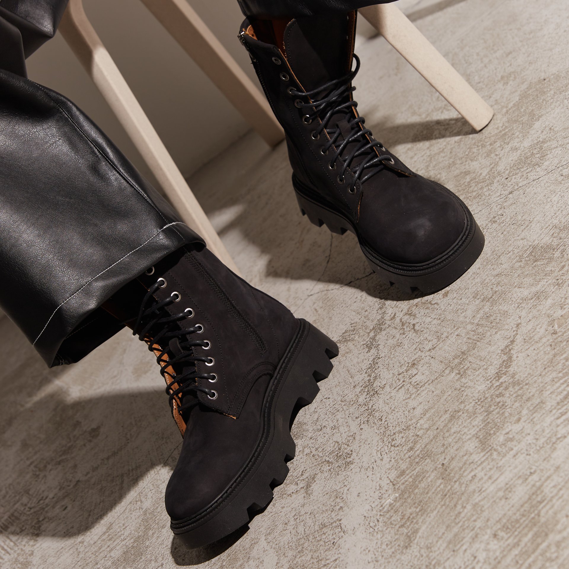 Черные ботинки из нубука - Image 5 of 5