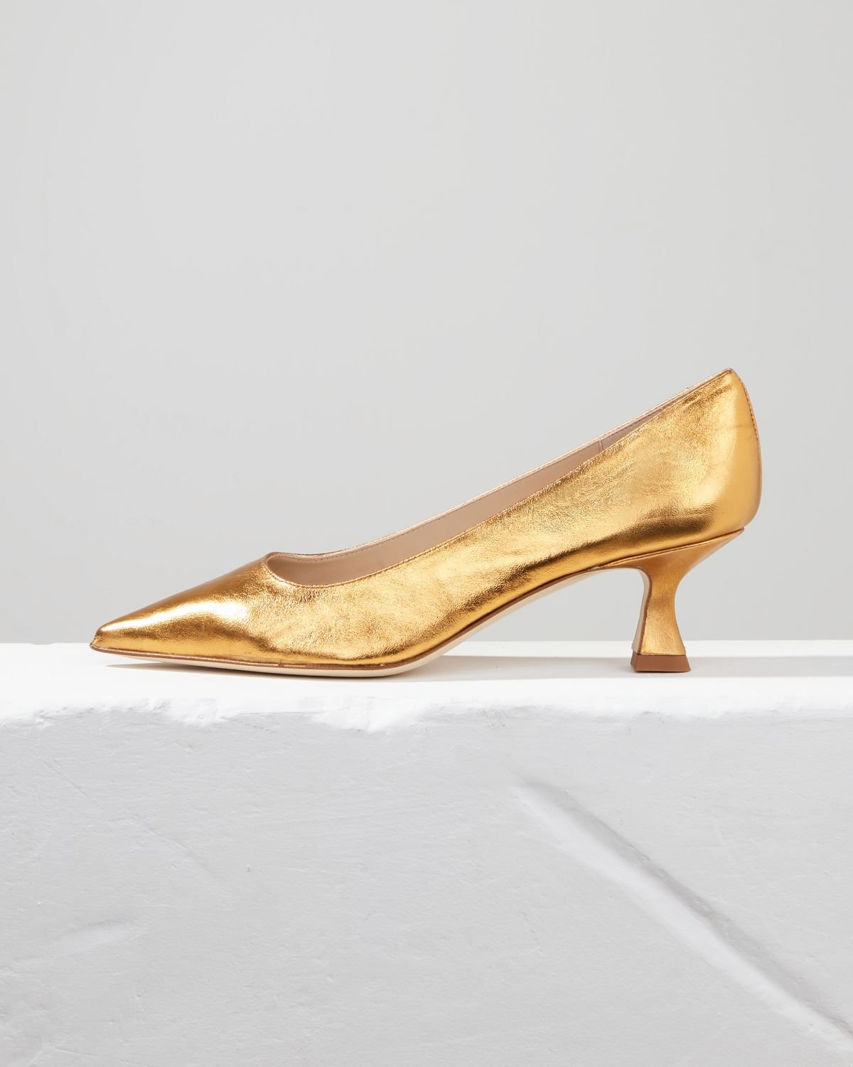 Блестящие оранжевые туфли - Main image