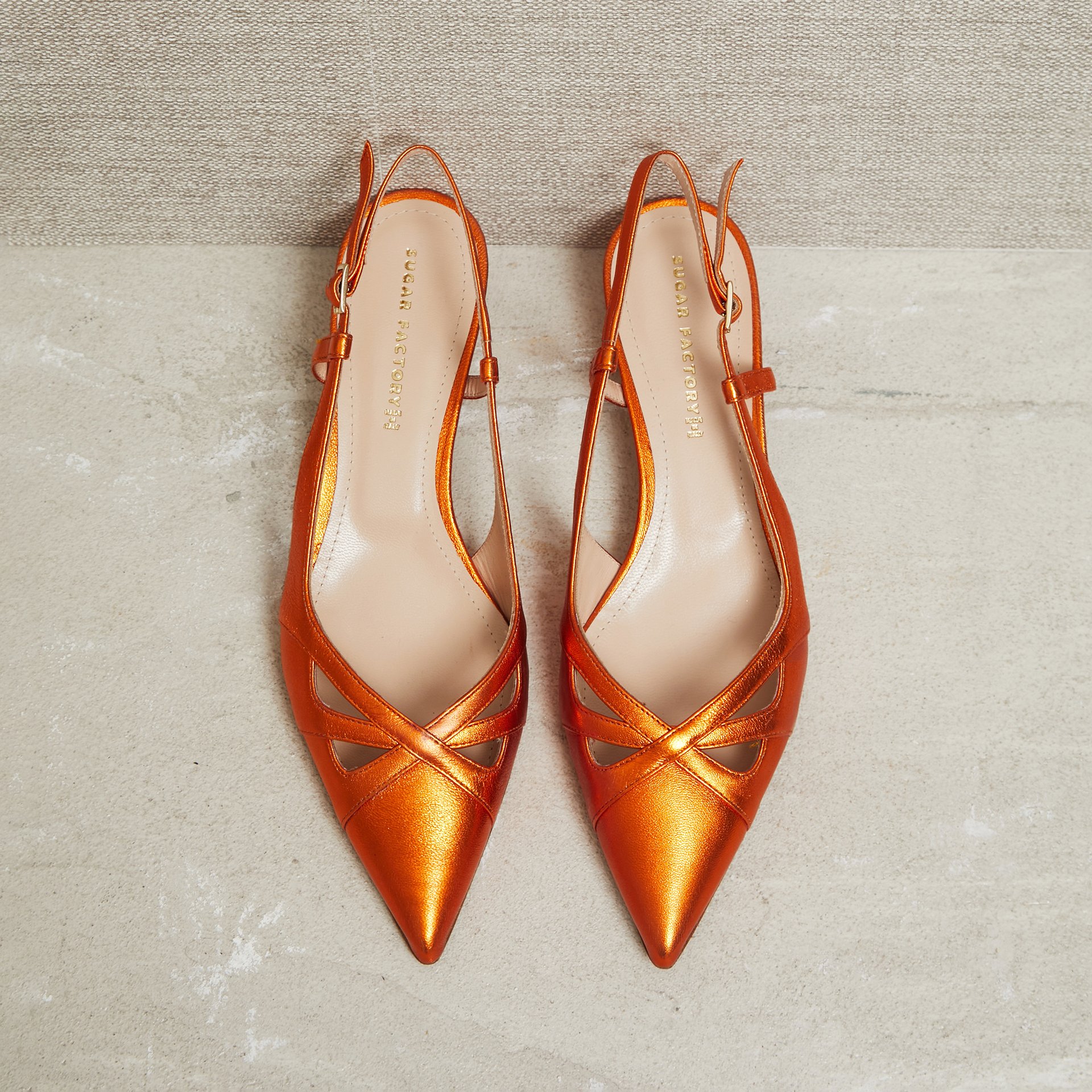Блестящие оранжевые туфли - Image 2 of 5