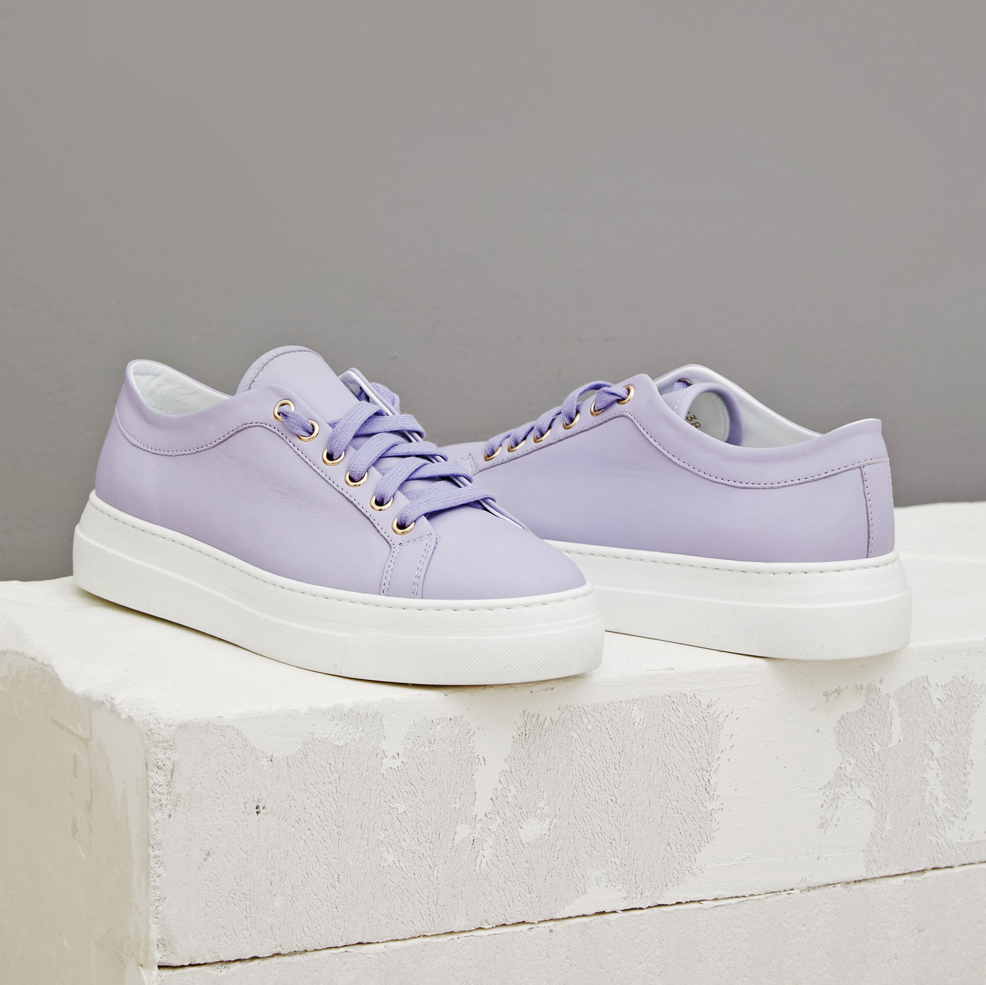 Лавандовые кожаные кеды - Main image