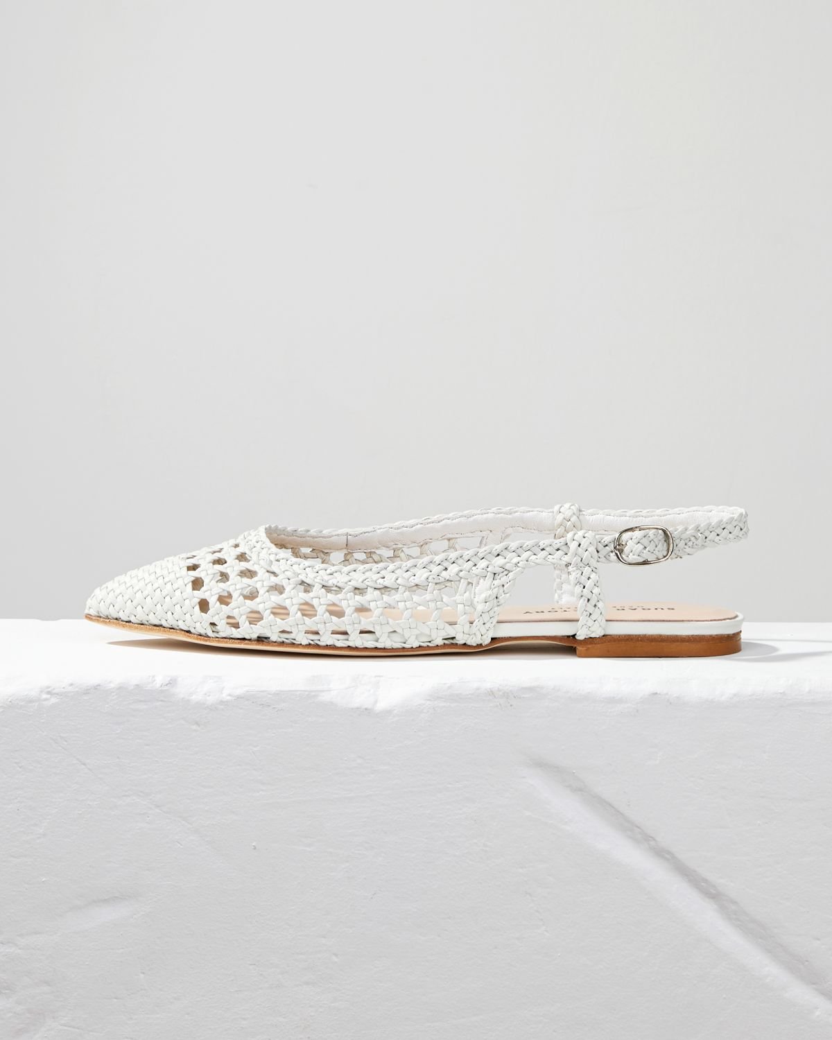 Белые кожаные босоножки - Main image