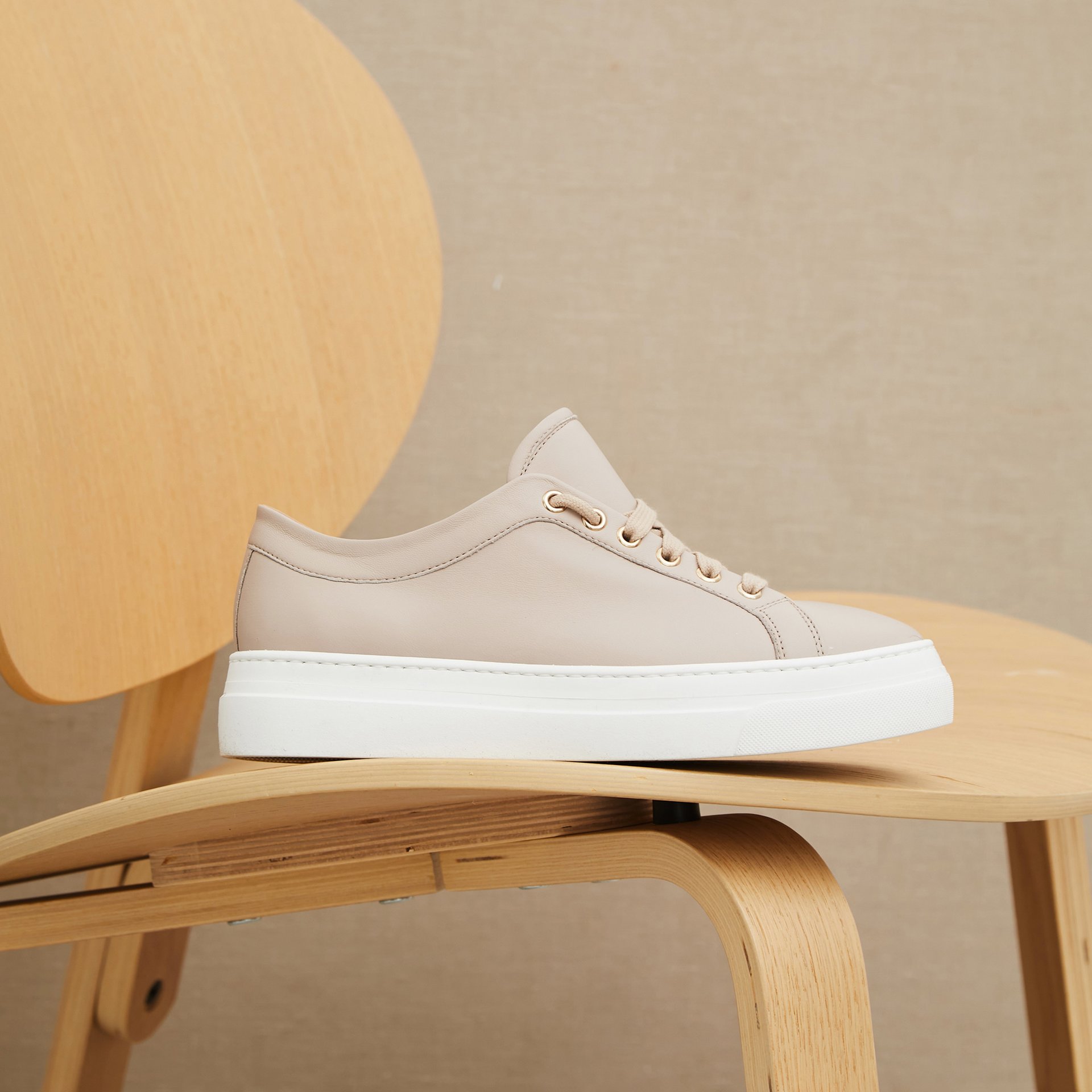 Серо-розовые кожаные кеды - Main image