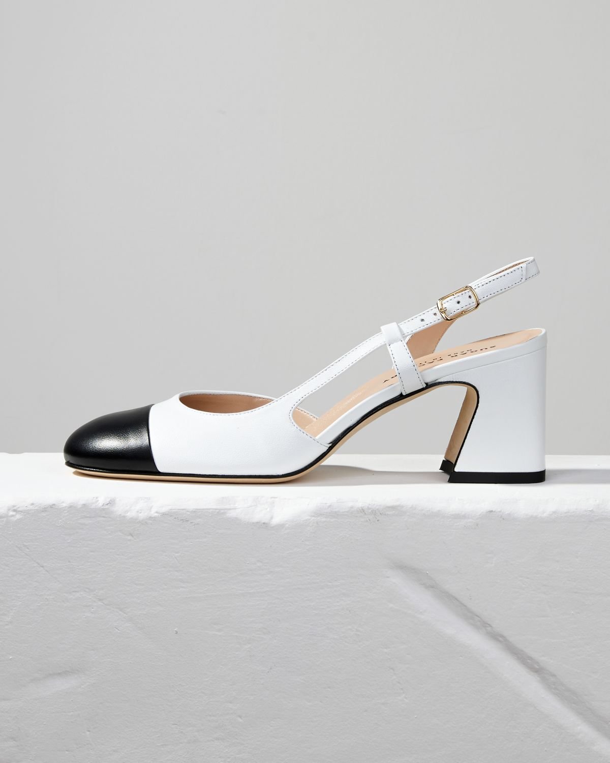 Белые кожаные туфли - Main image