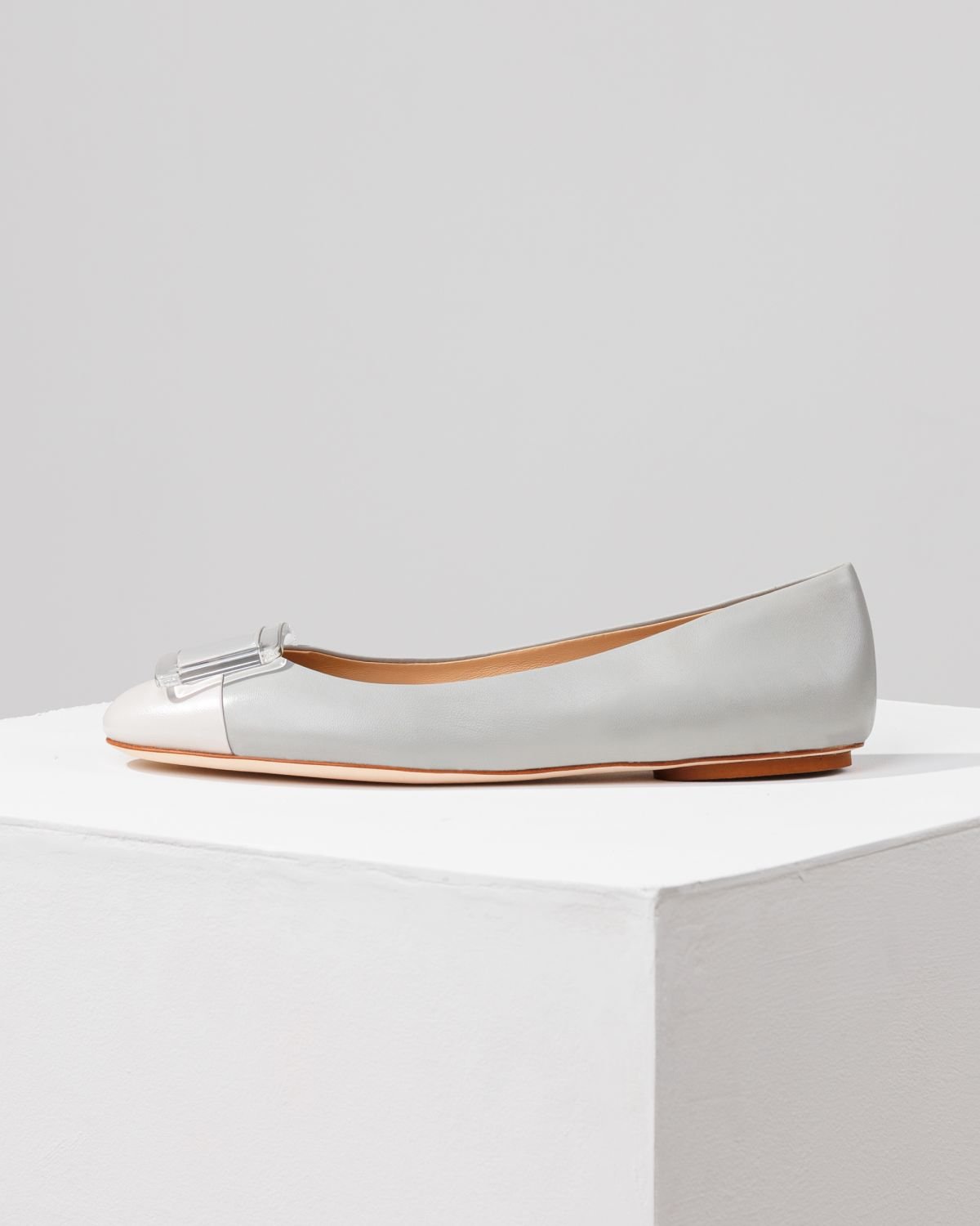 Светло-голубые кожаные балетки - Main image