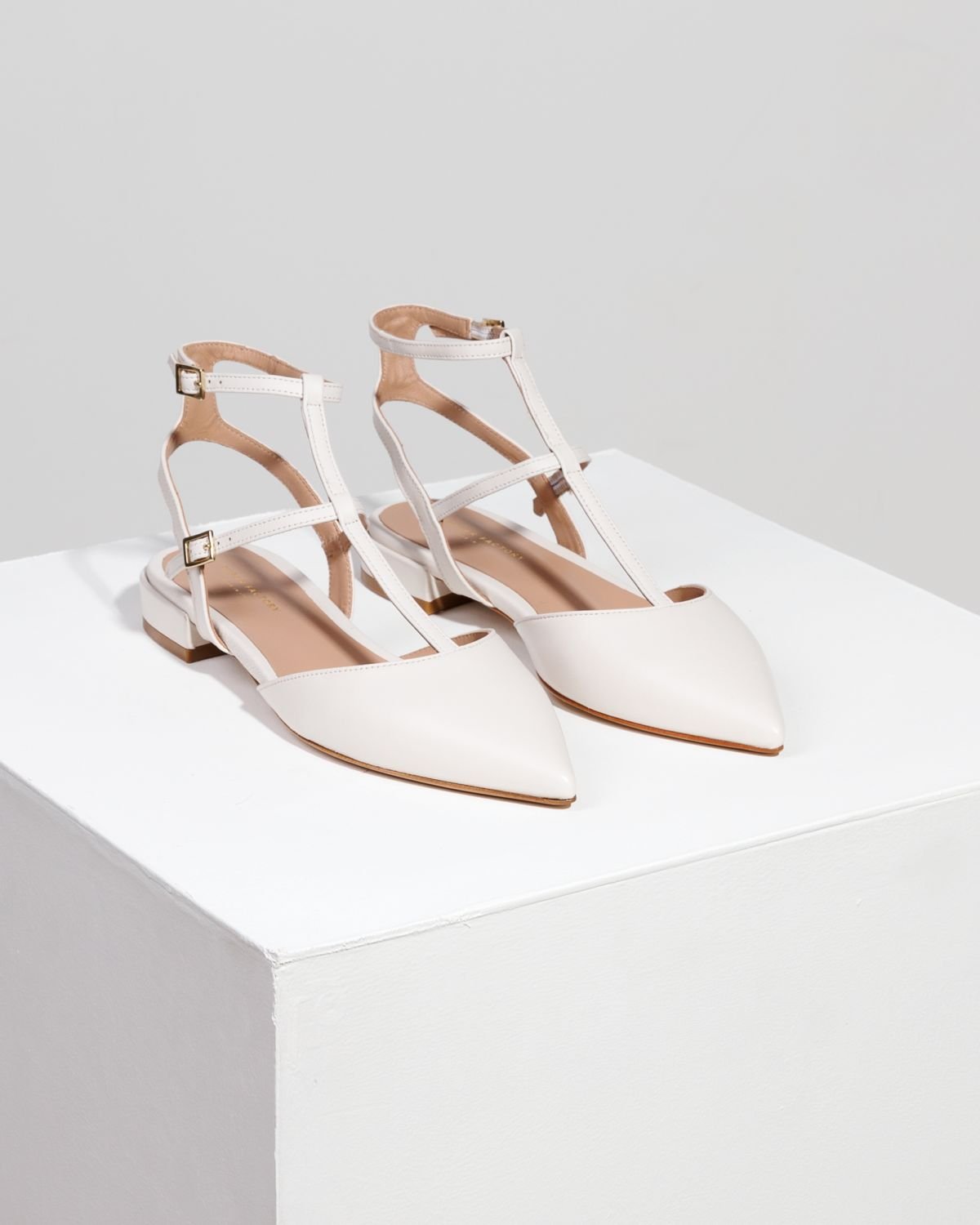 Белые кожаные туфли - Image 3 of 6