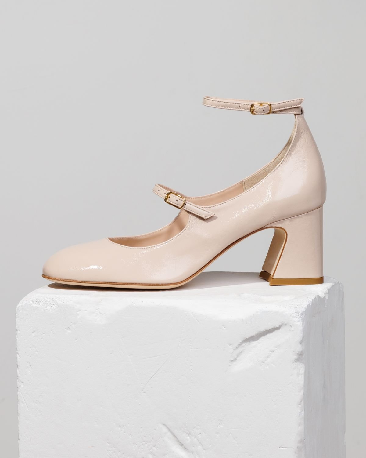 Светло-бежевые кожаные туфли - Main image