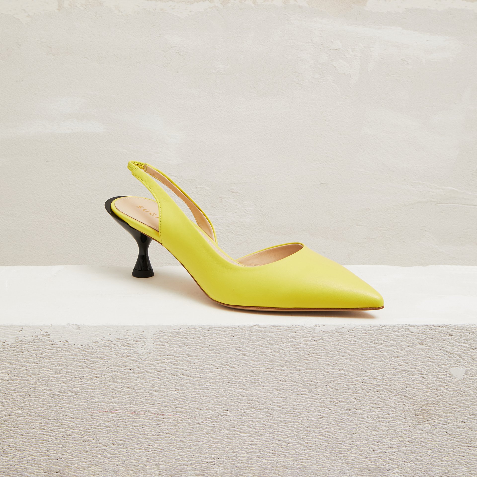 Желтые кожаные туфли - Main image