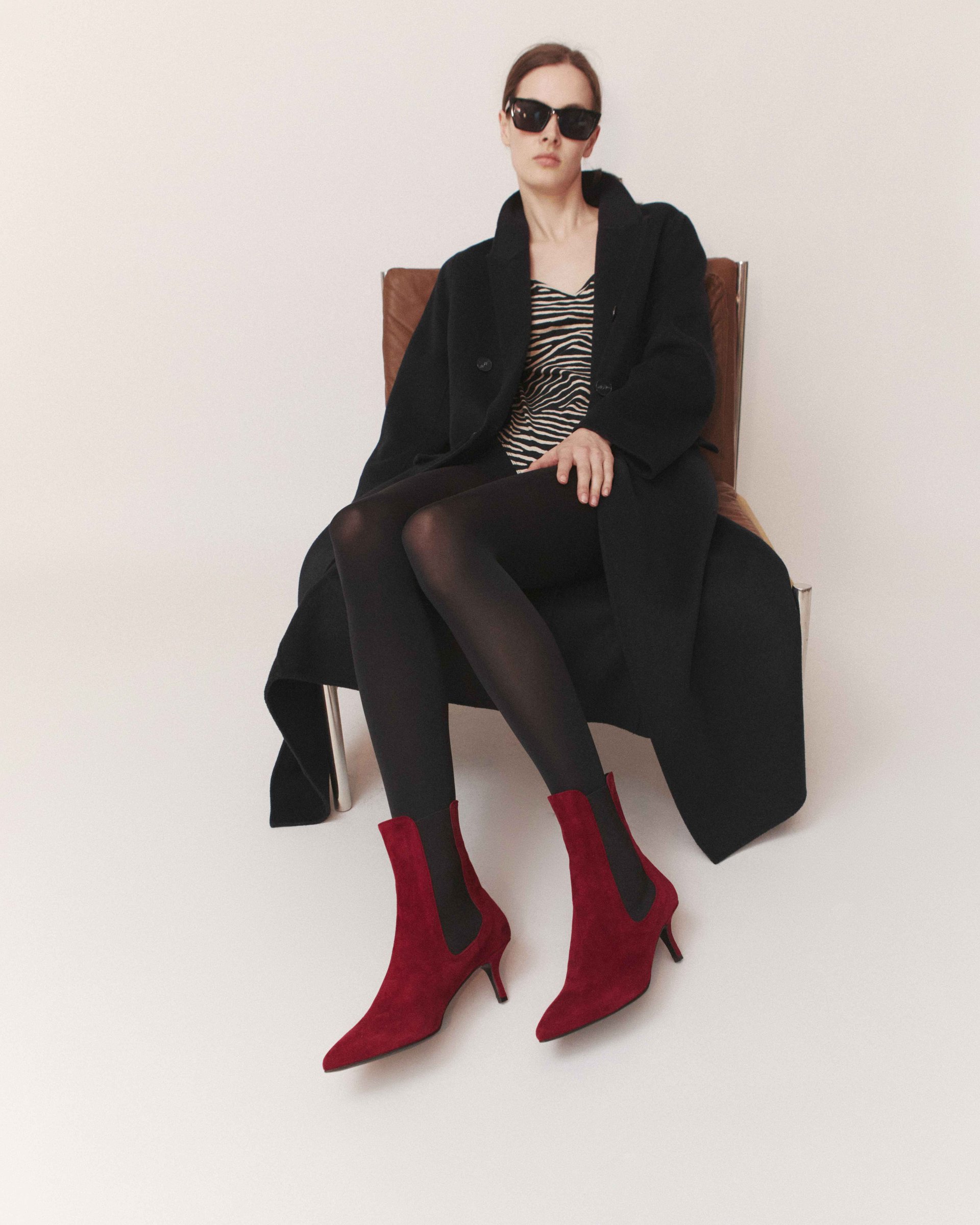 Бордовые замшевые ботильоны - Main image