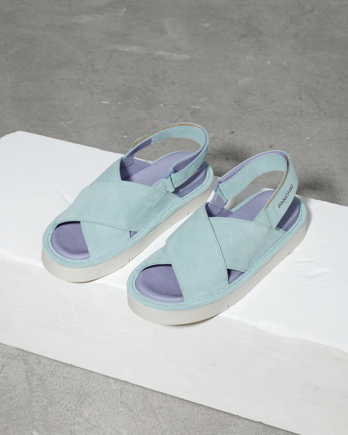 Светло-бирюзовые замшевые сандалии - Image 3 of 6