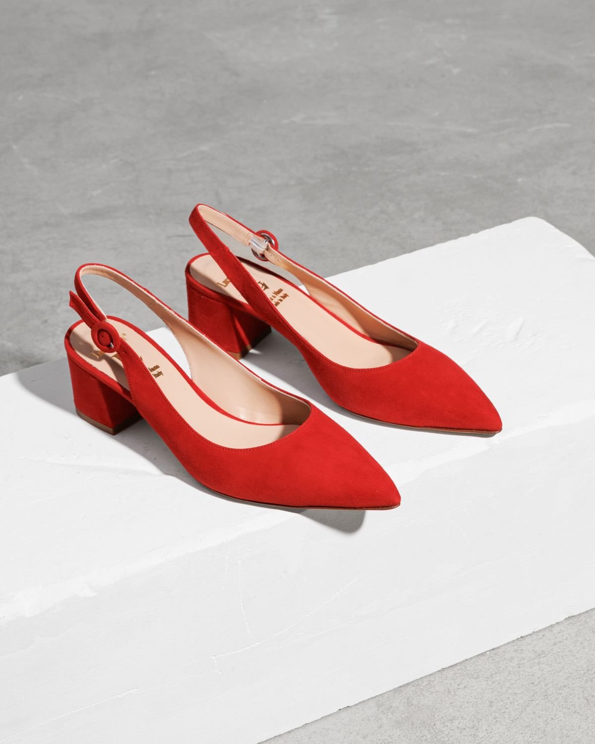 Красные замшевые туфли - Image 3 of 7