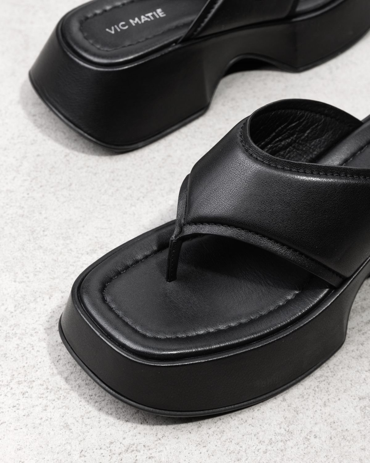Черные кожаные шлепанцы - Image 4 of 6