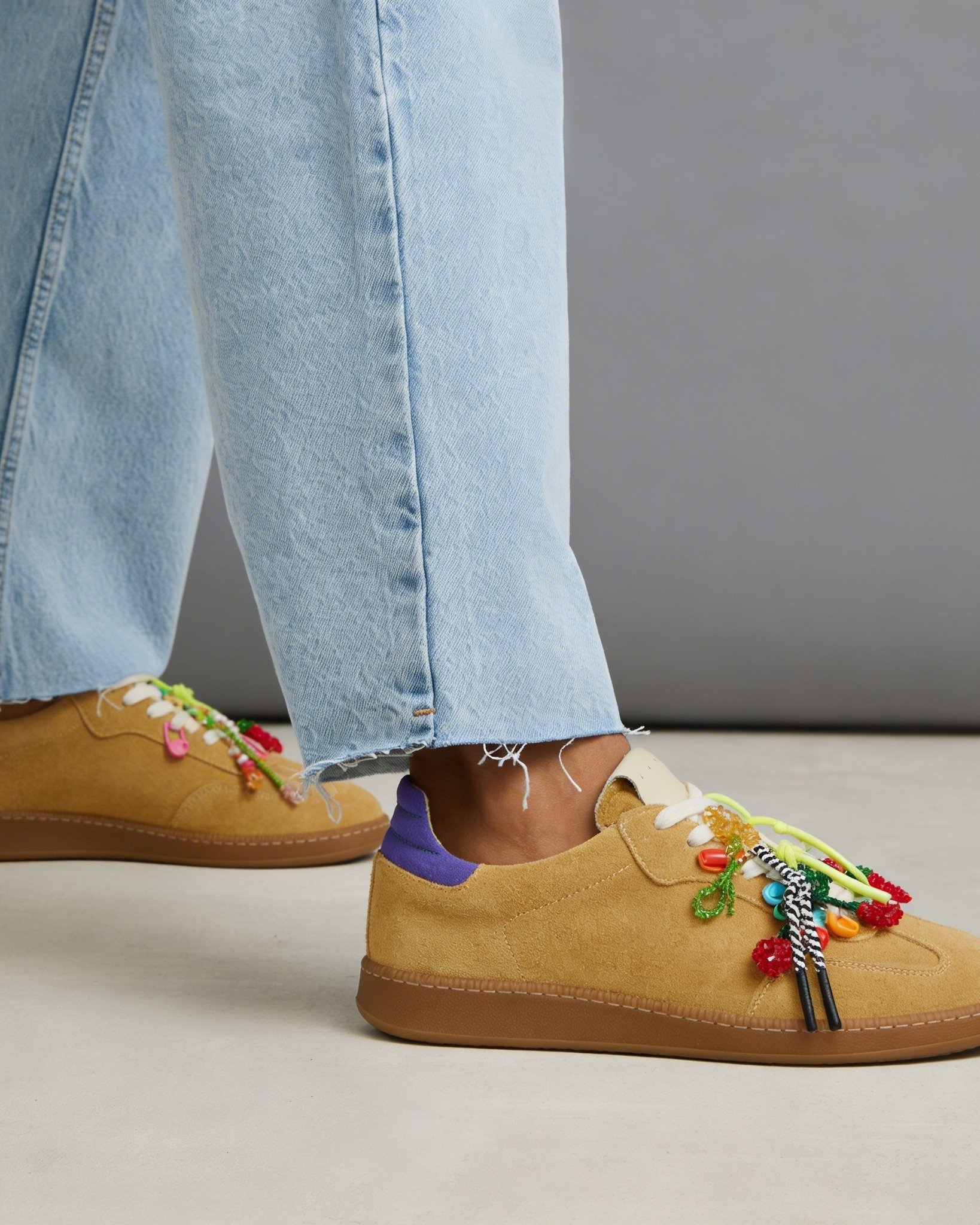 Желтые замшевые кеды  - Image 2 of 5