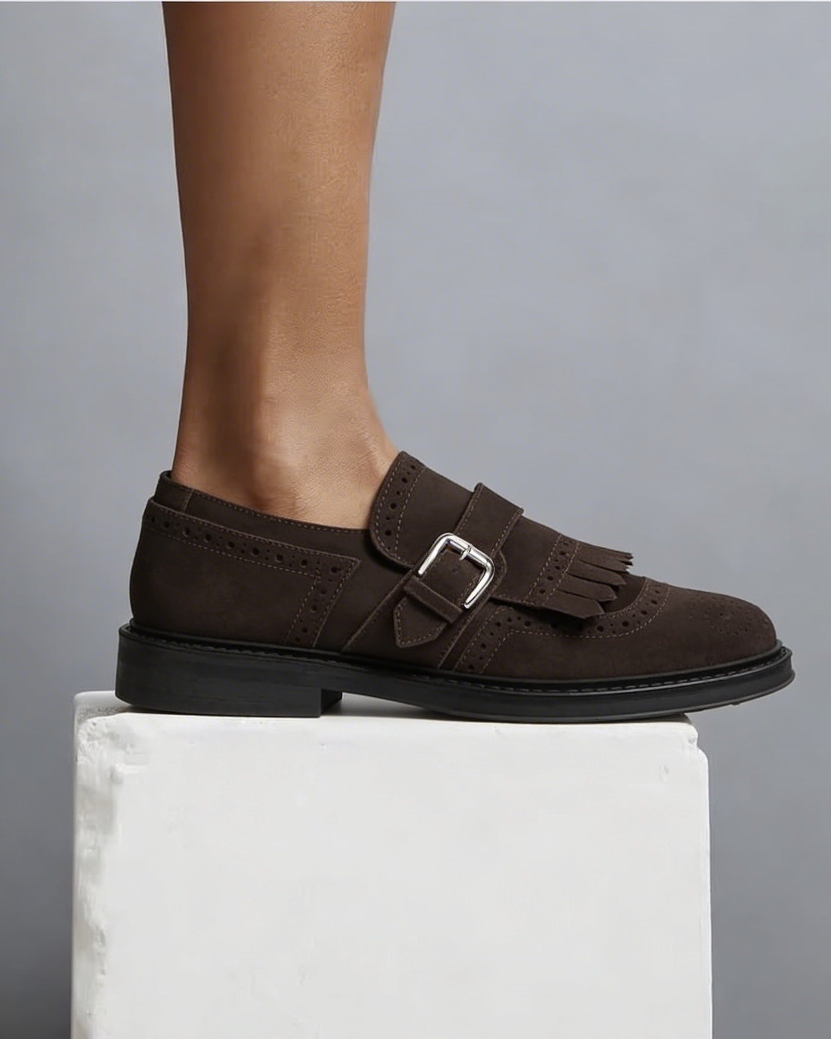 Темно-коричневые замшевые туфли с ремешками - Image 2 of 5