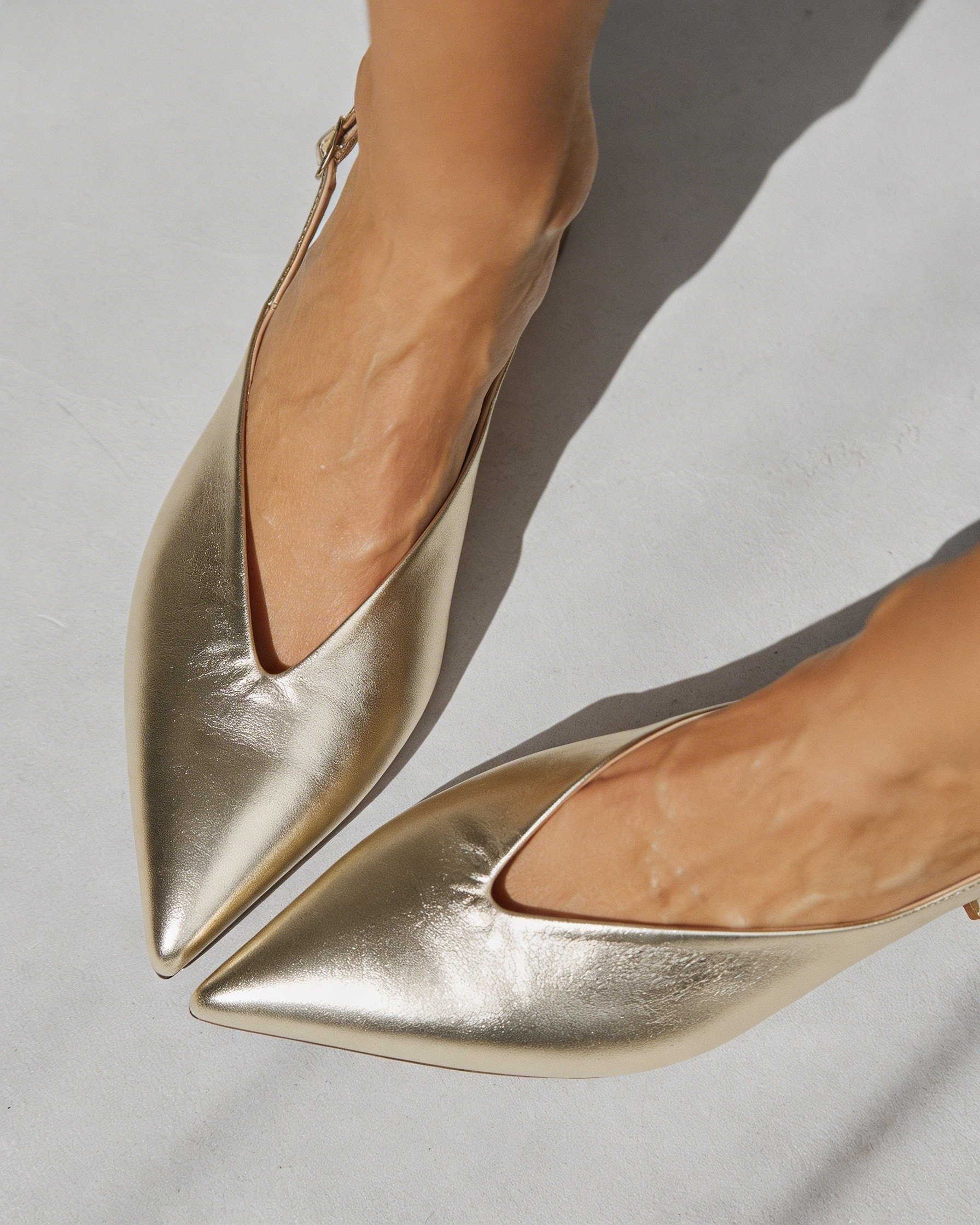 Золотые туфли из натуральной кожи с острым носом - Image 2 of 5