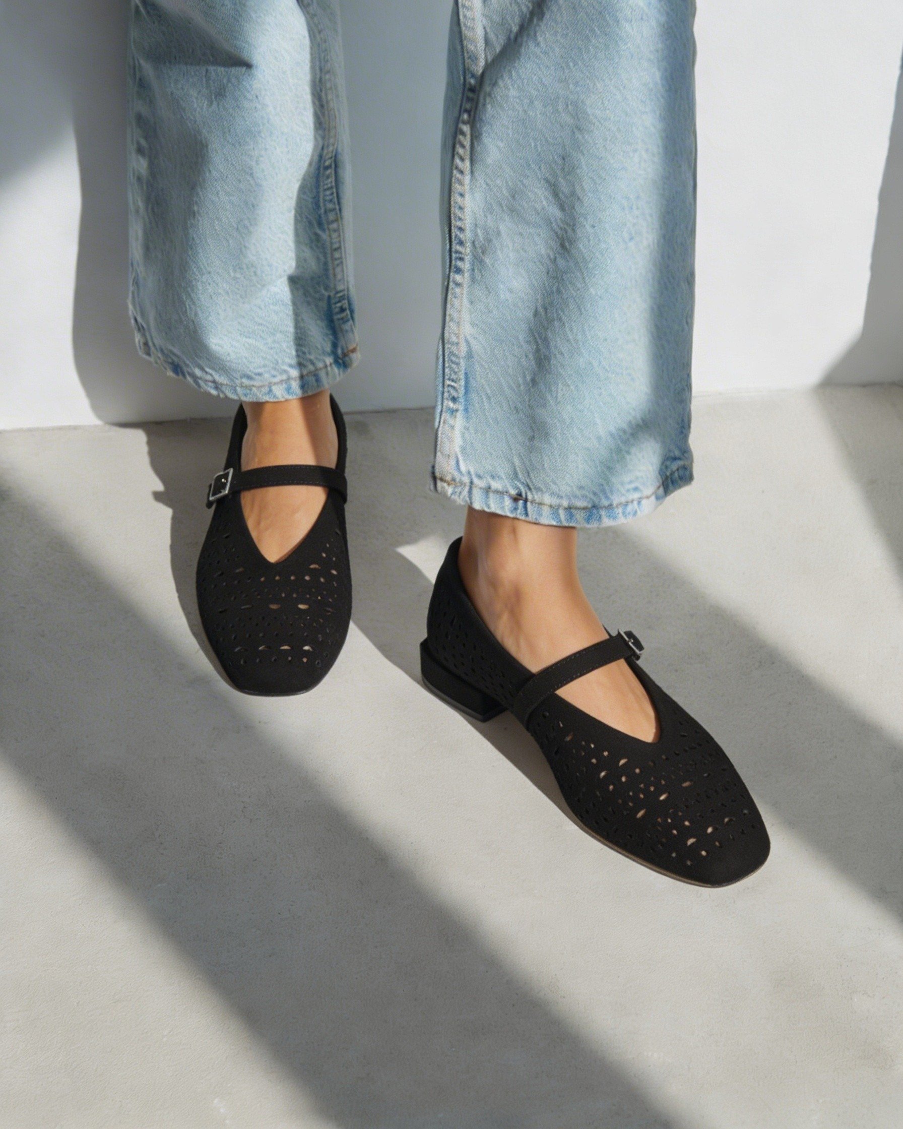 Черные замшевые туфли с перфорацией - Image 2 of 5