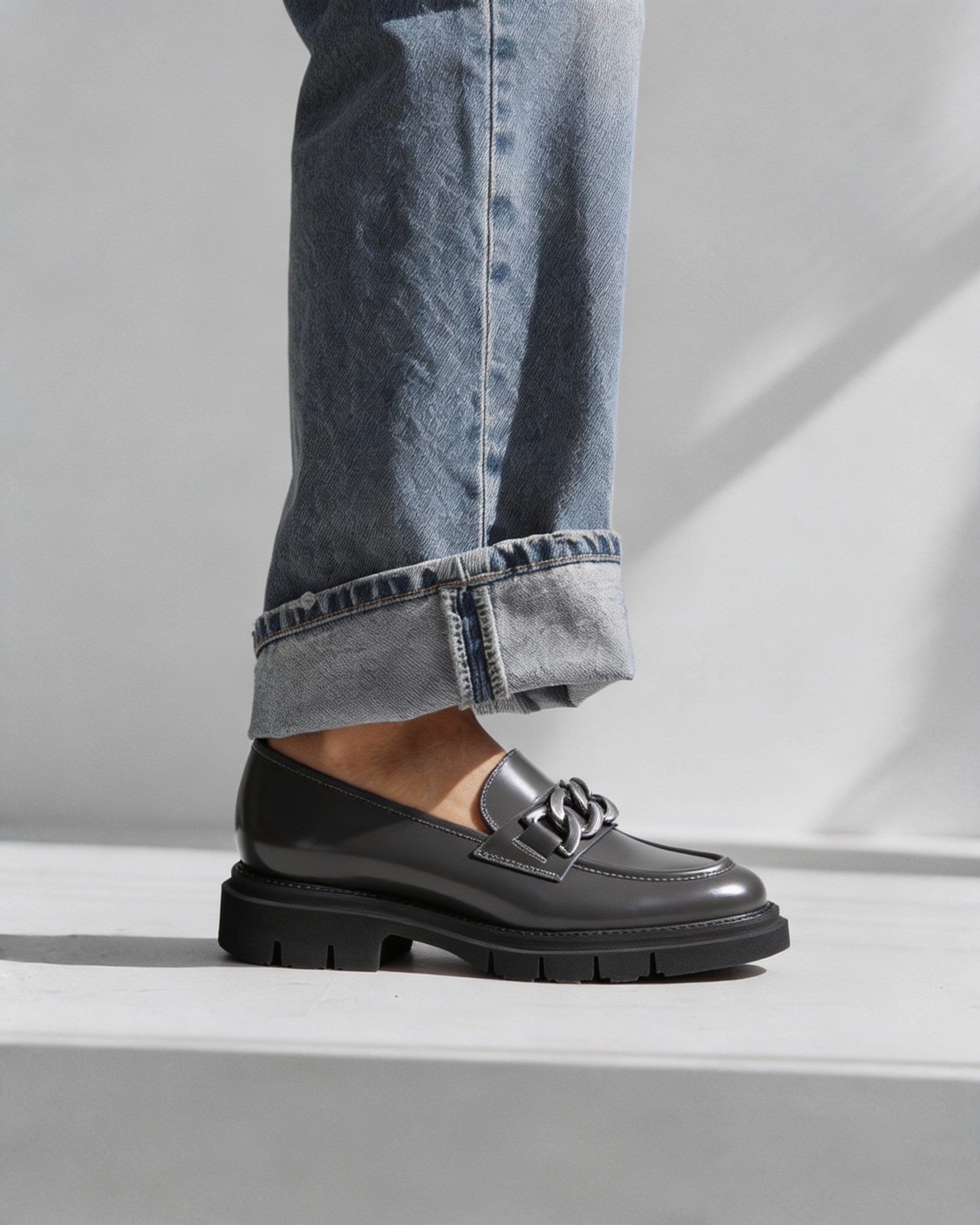 Серые кожаные лоферы классического стиля - Image 6 of 6