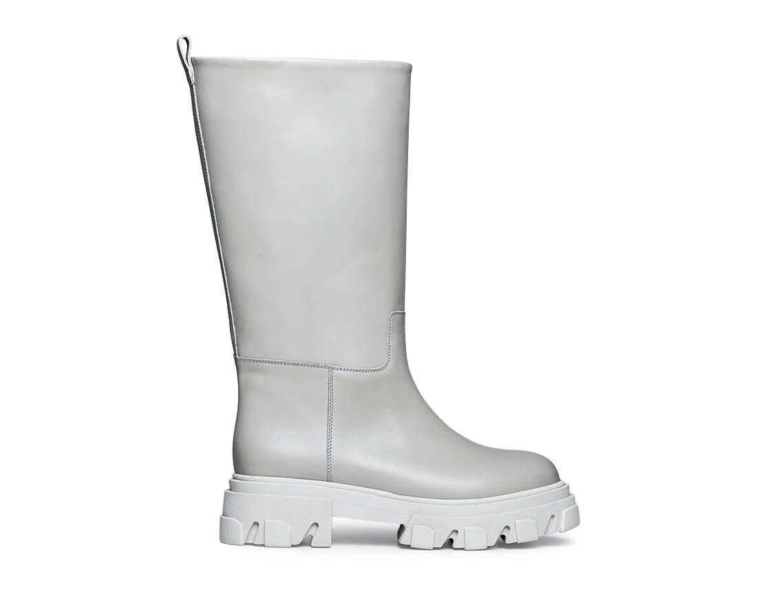 Серые кожаные сапоги - Main image