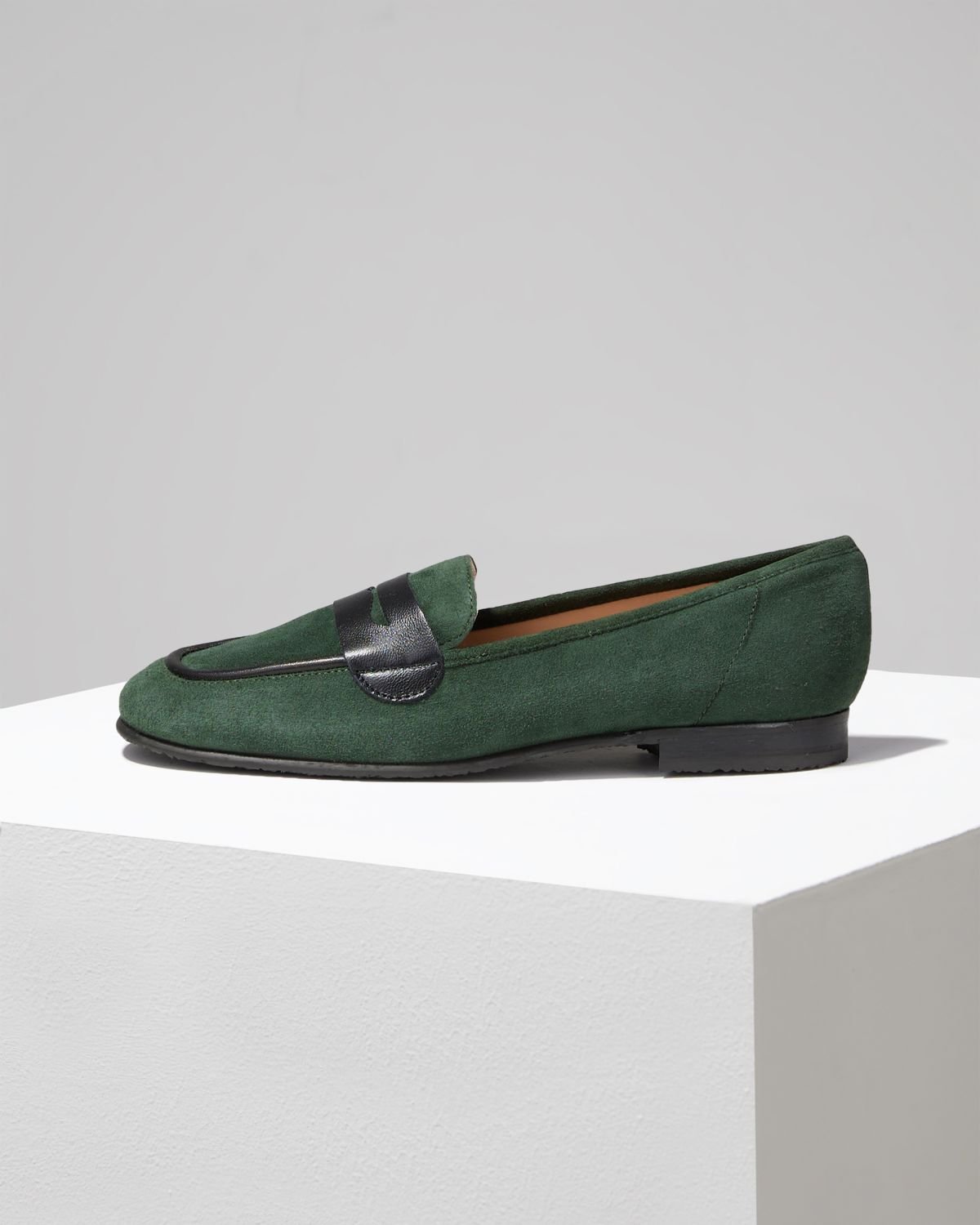 Зеленые замшевые лоферы - Main image