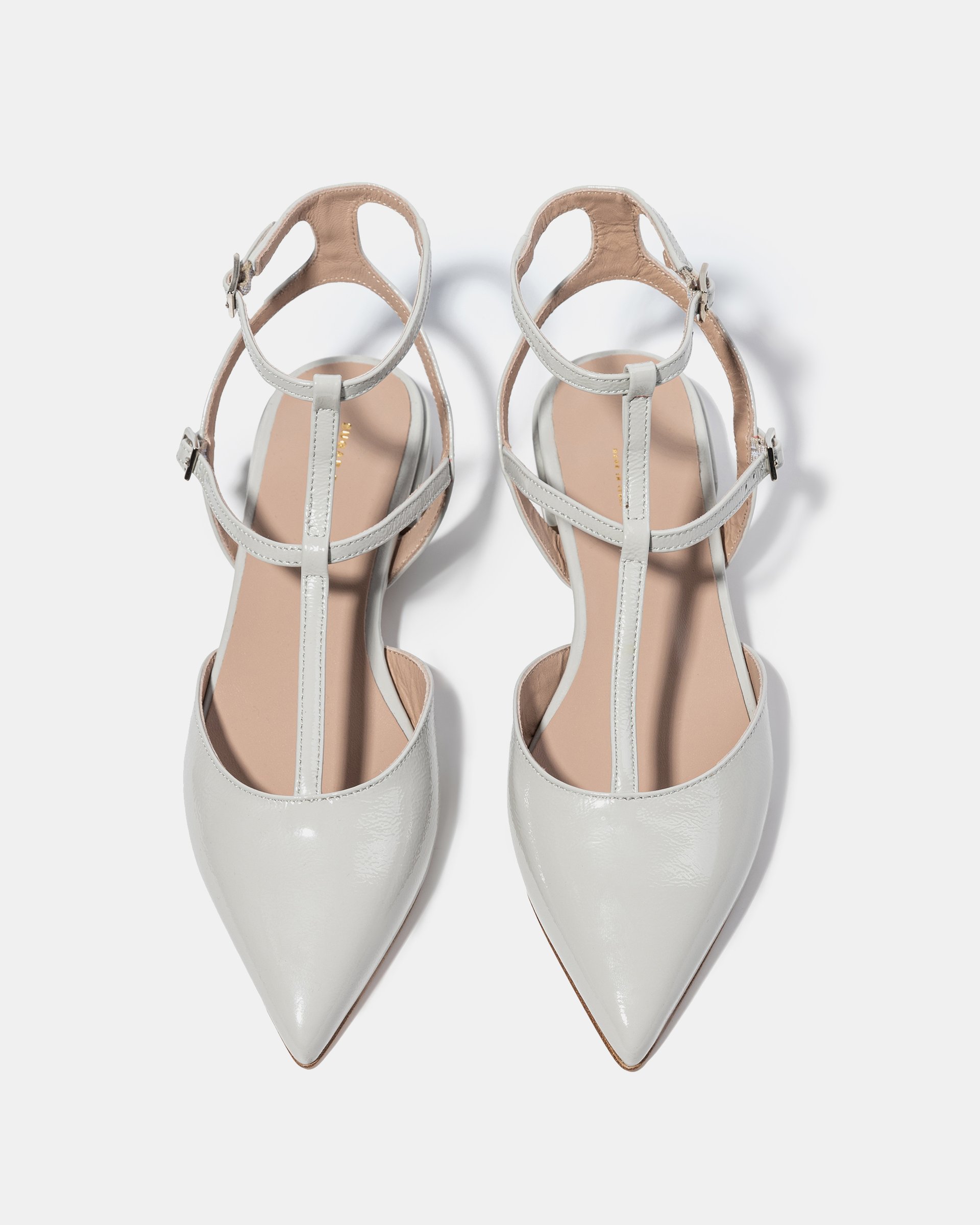 Серые лакированные туфли с ремешками - Image 3 of 5