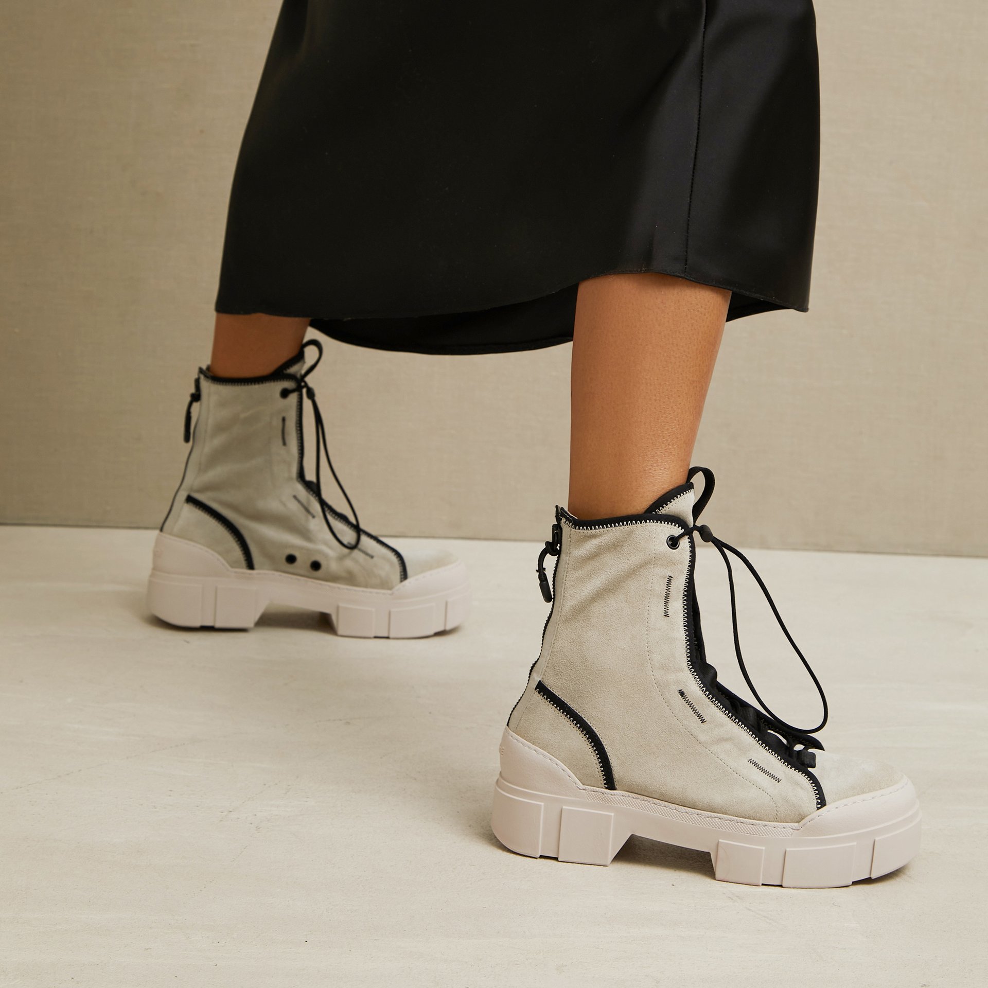 Серые замшевые ботинки - Image 2 of 3