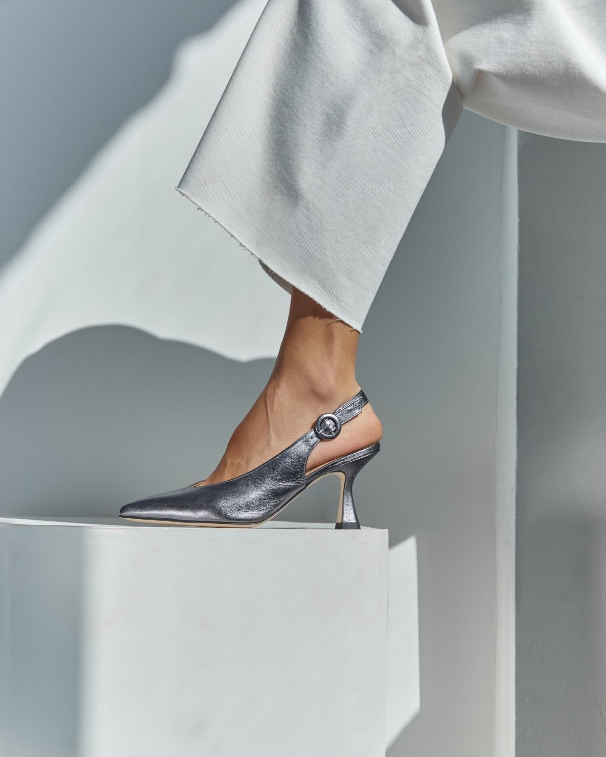 Серые блестящие туфли - Image 5 of 6