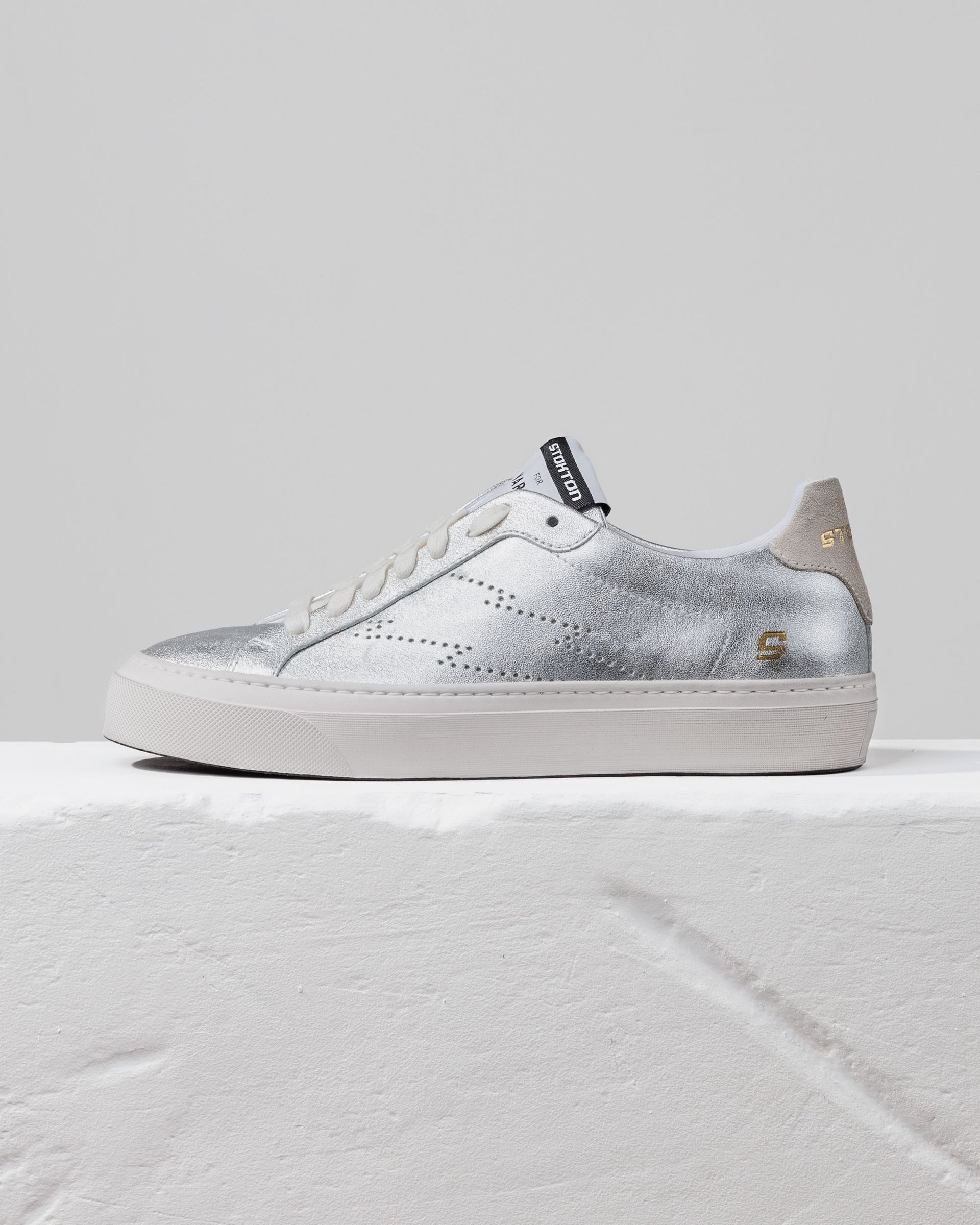 Серебряные кожаные кеды - Main image