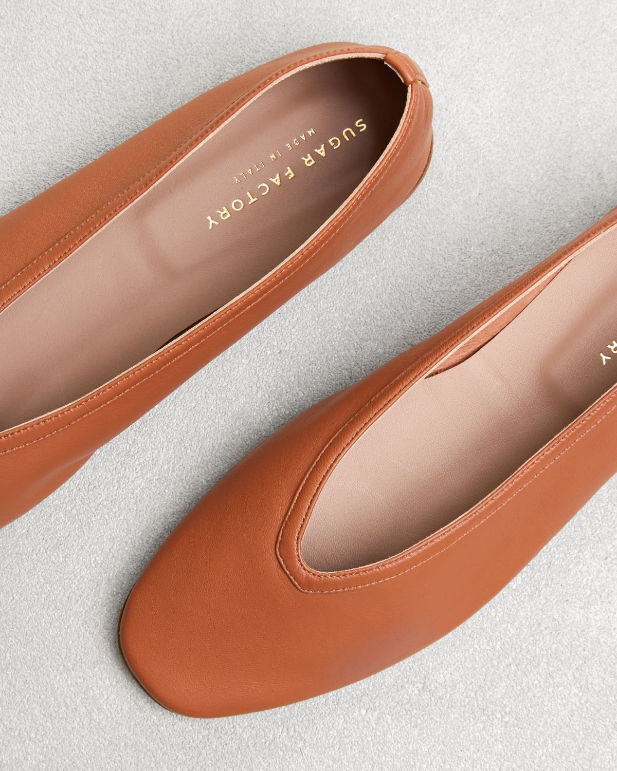Темно-оранжевые кожаные балетки - Main image