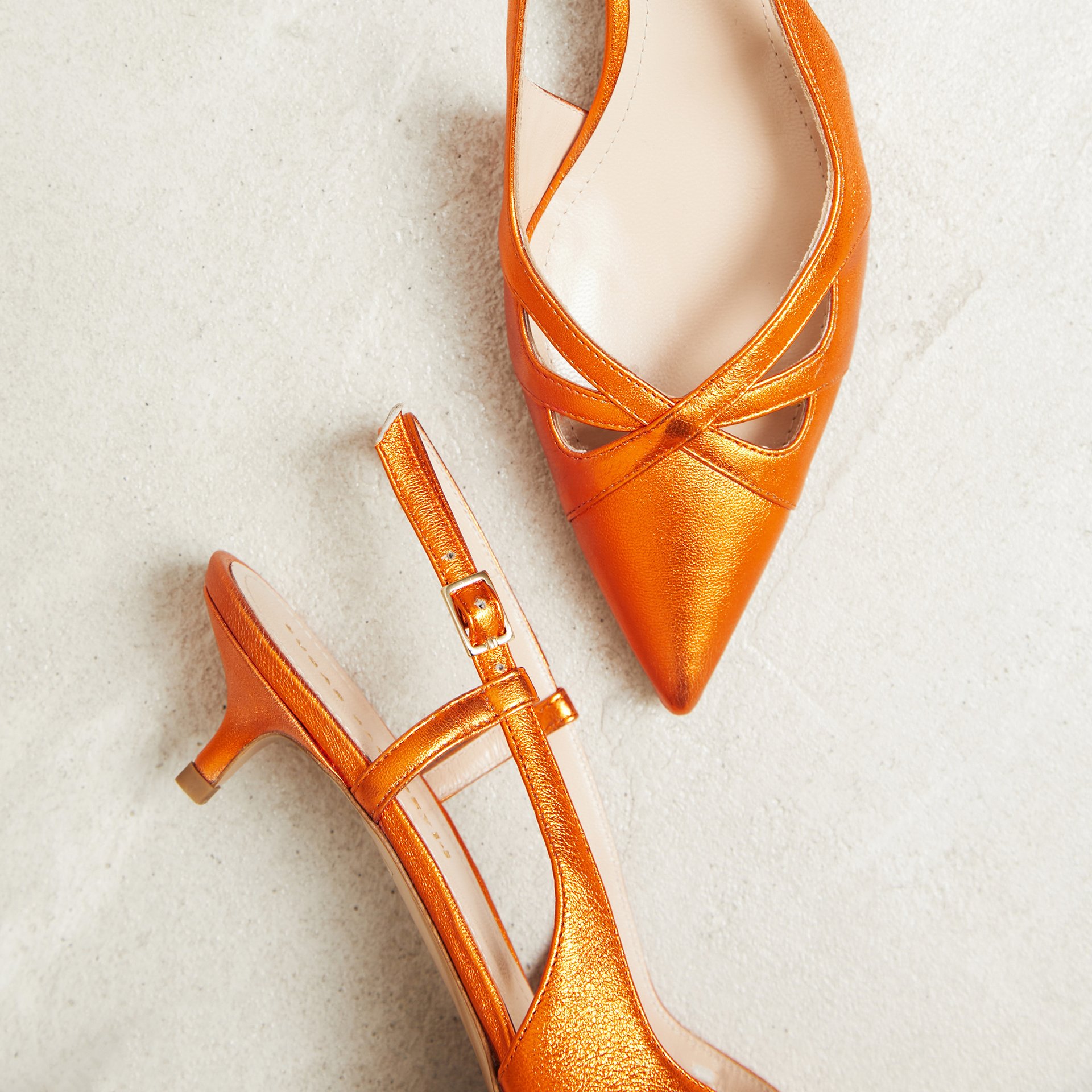 Блестящие оранжевые туфли - Image 3 of 5