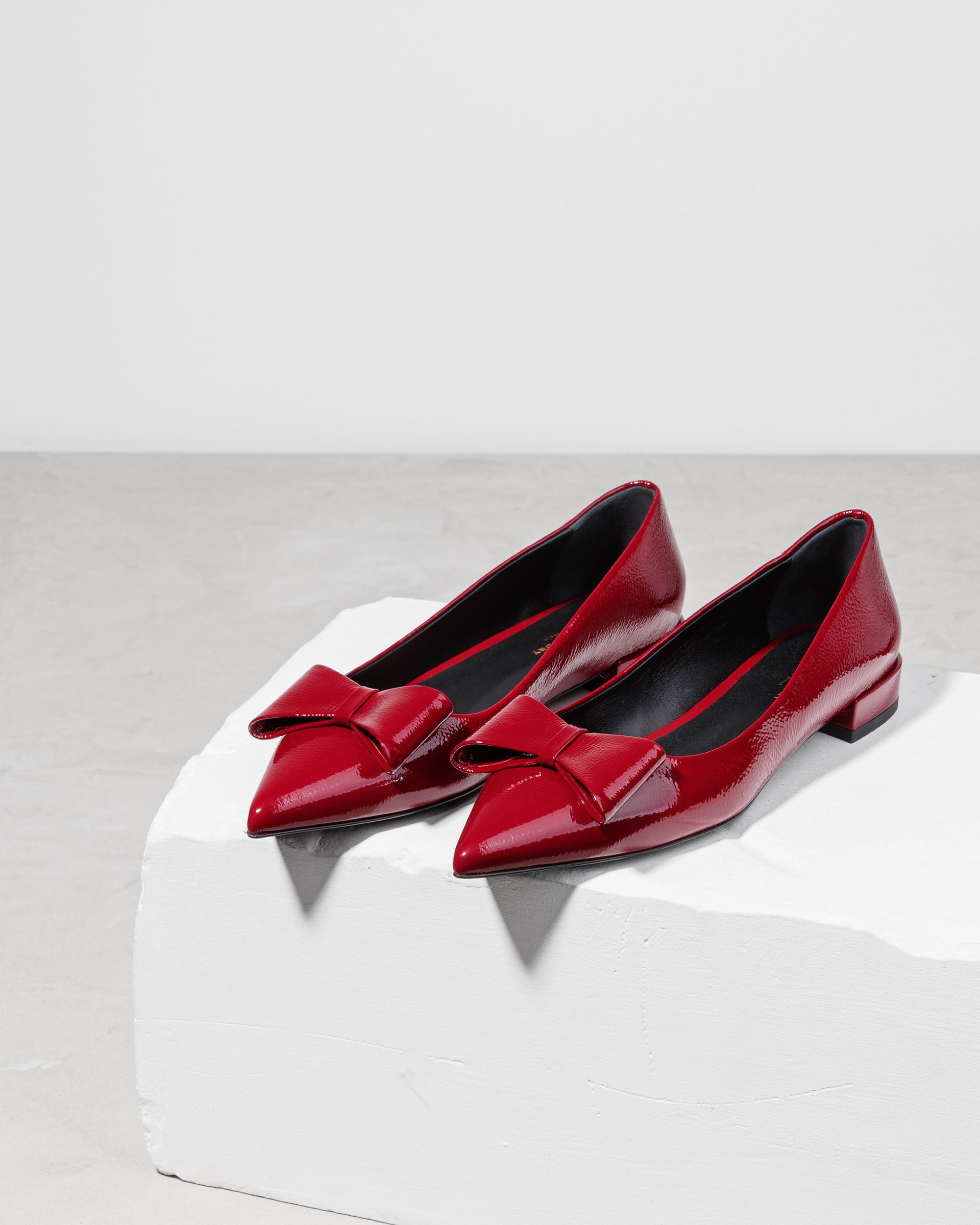 Бордовые лакированные туфли с бантом - Image 2 of 7