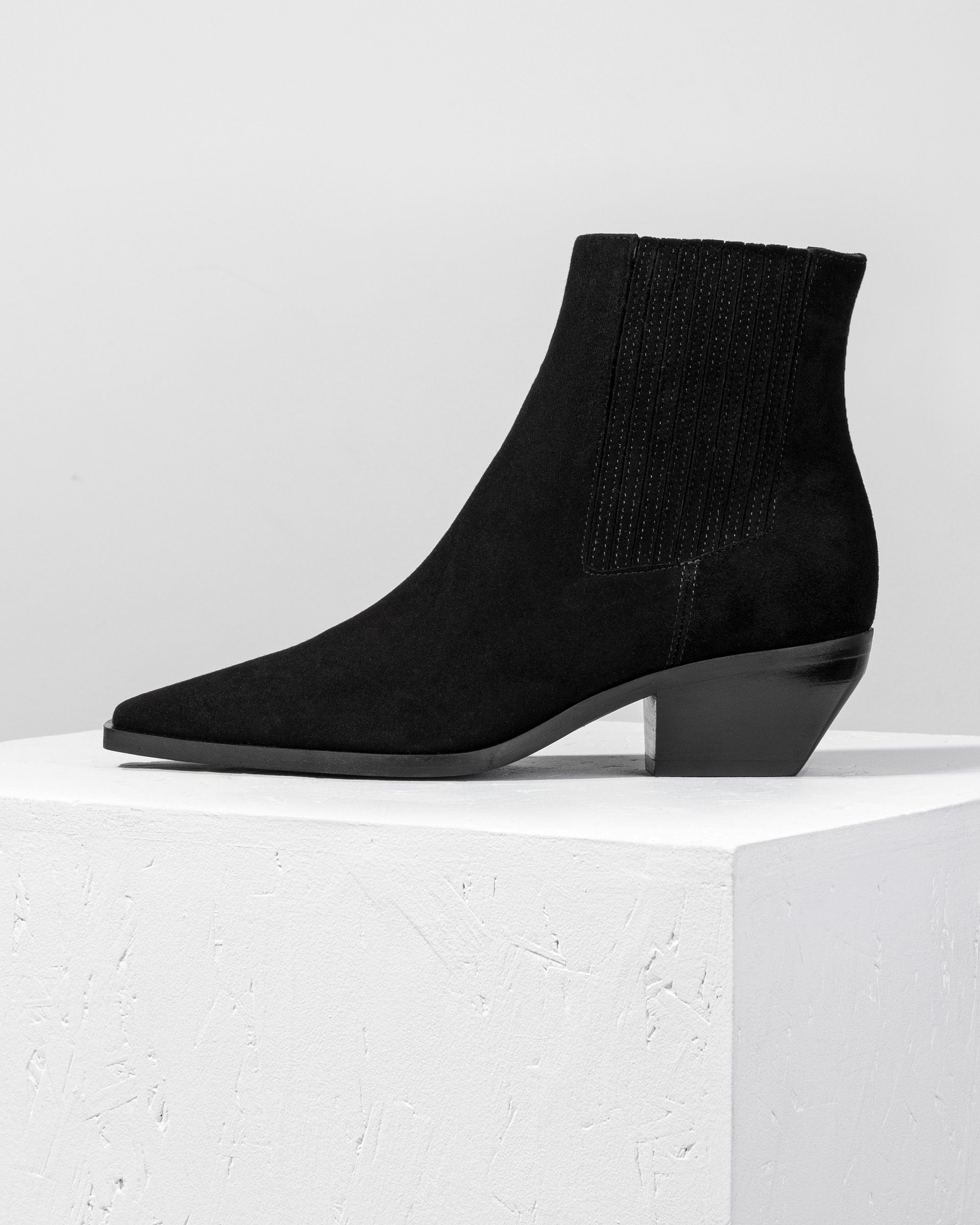 Черные замшевые ботильоны - Main image