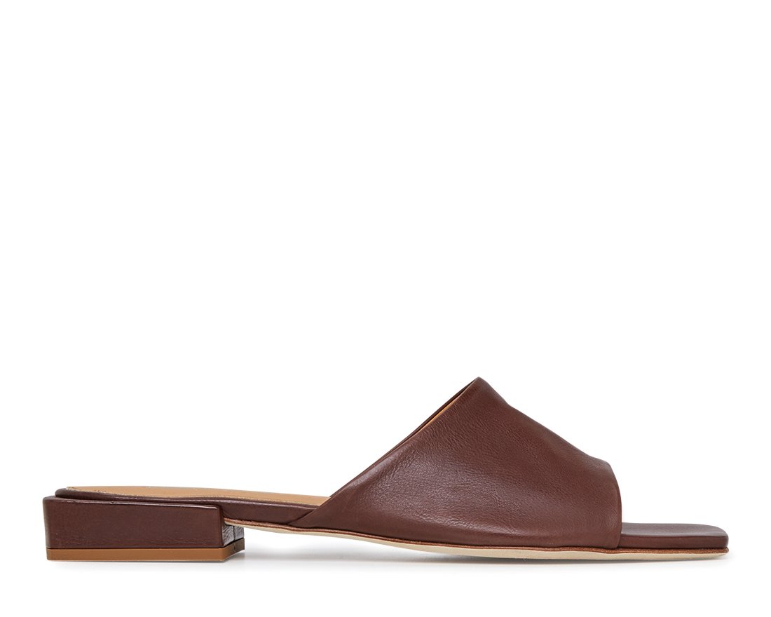 Бордовые кожаные пантолеты - Main image