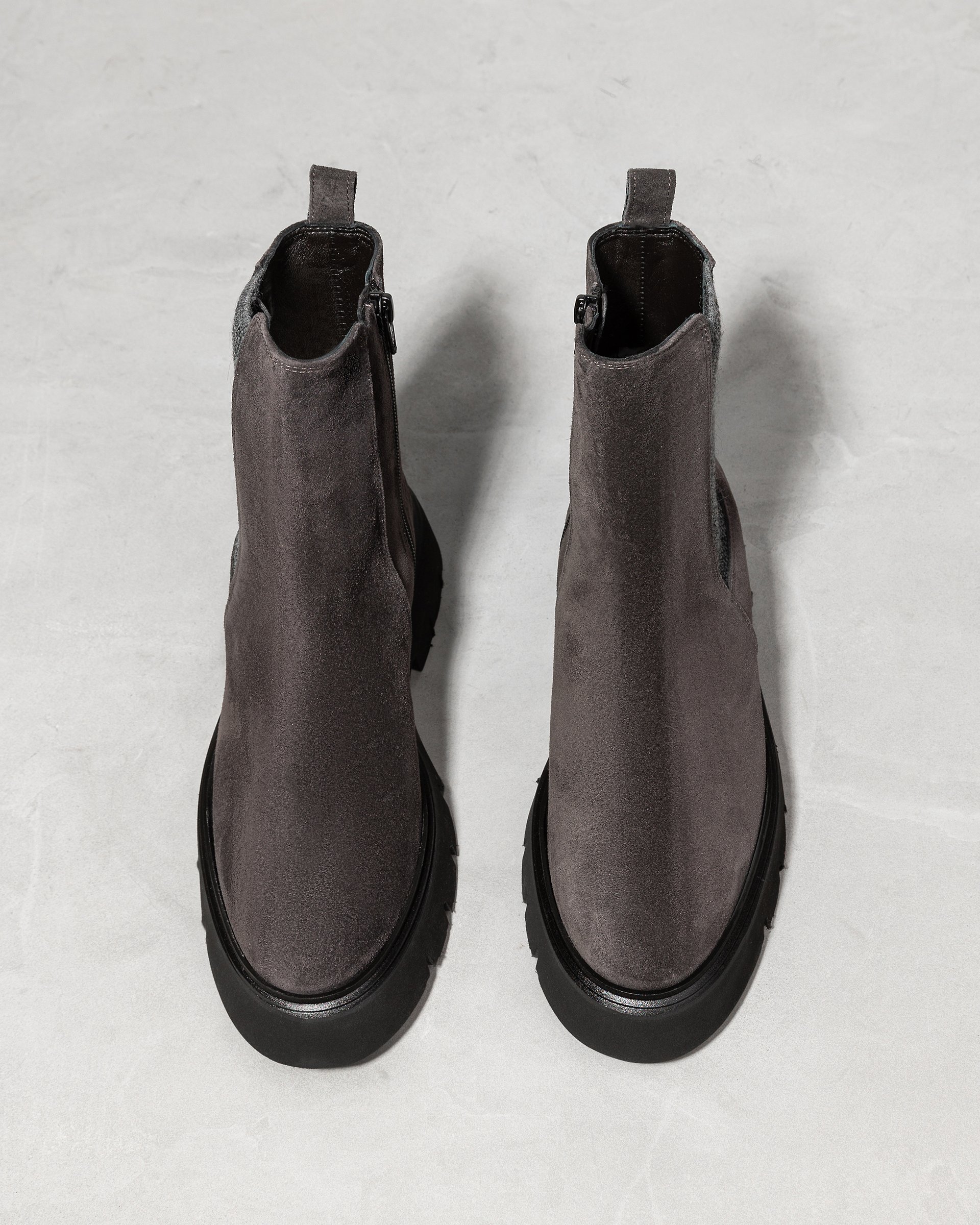 Темно-серые женские ботинки из замши - Image 3 of 4