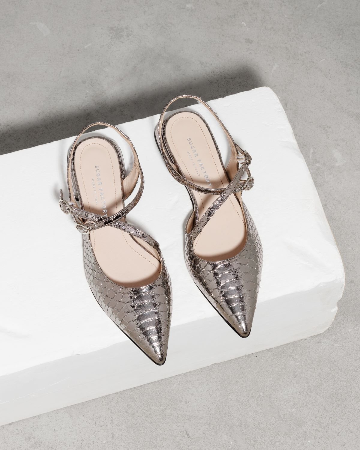 Серебряные кожаные туфли - Image 2 of 5