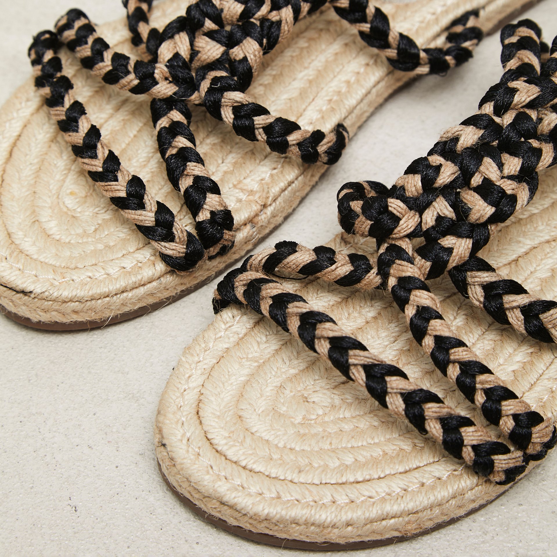 Бежевые сандалии - Image 3 of 5