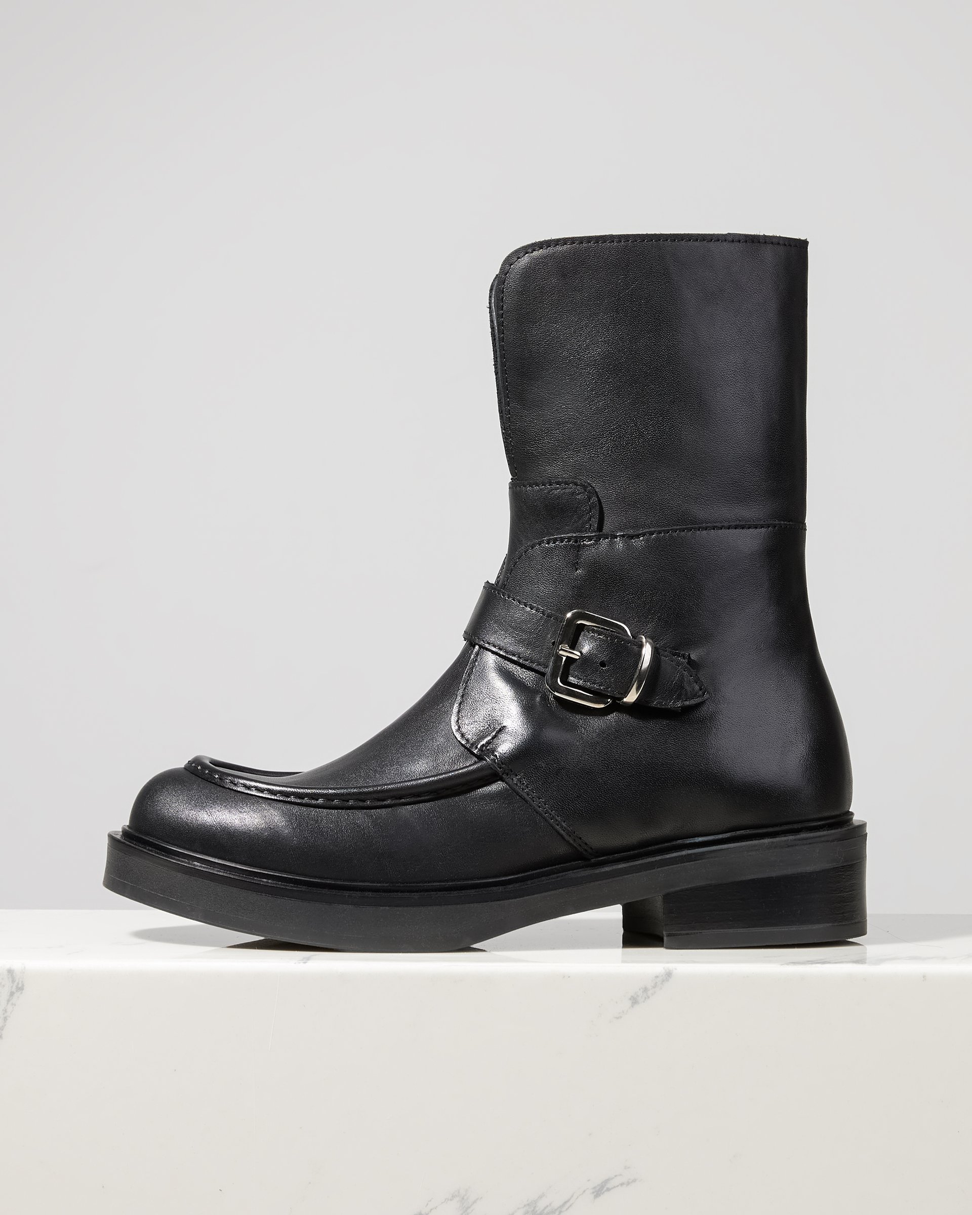 Черные кожаные ботинки - Main image