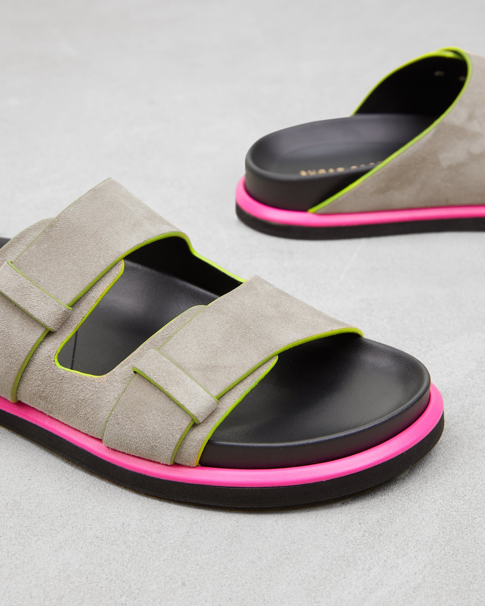 Бежевые замшевые шлепанцы - Image 4 of 6