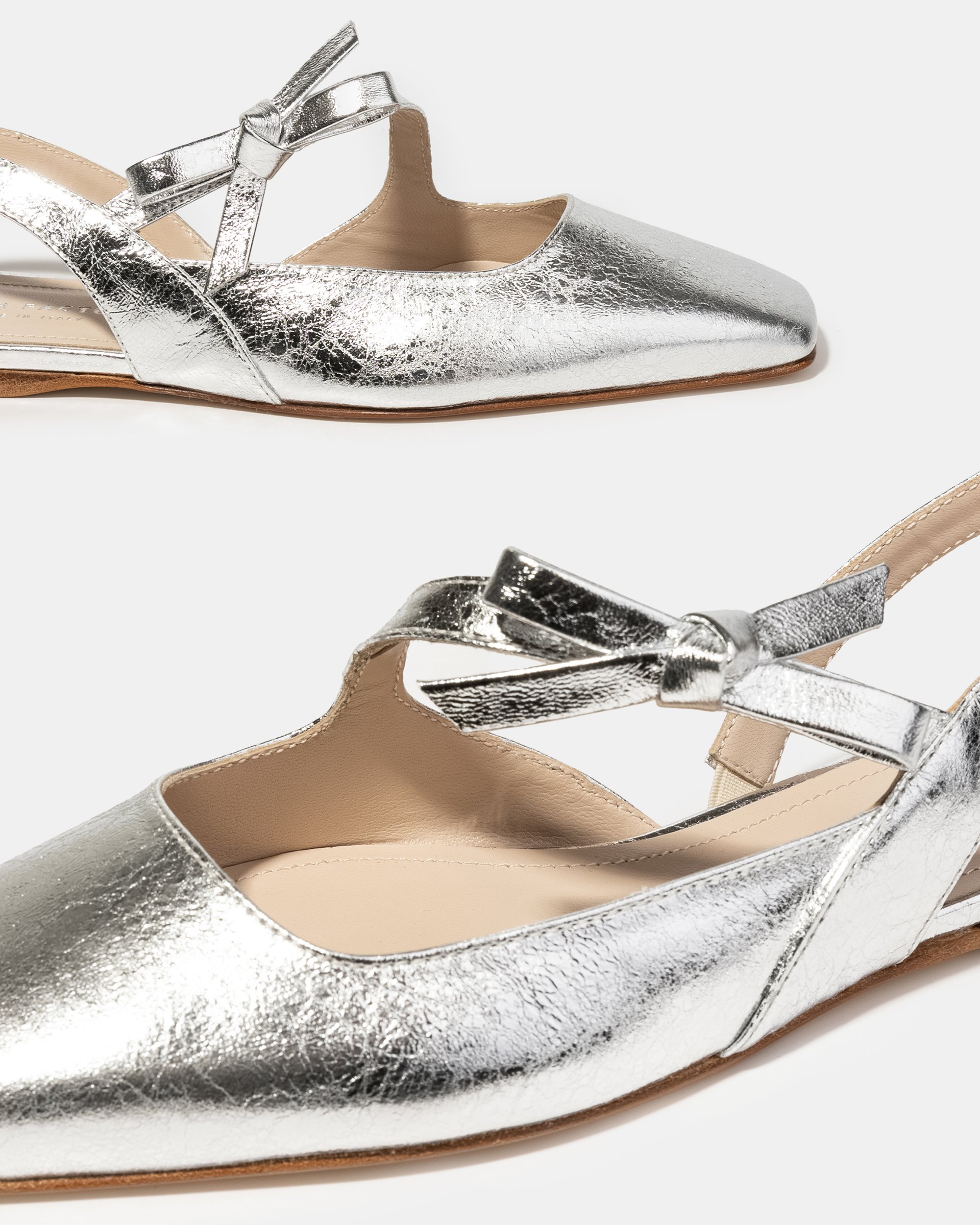 Серебристые туфли с ремешками и бантиком - Image 4 of 5
