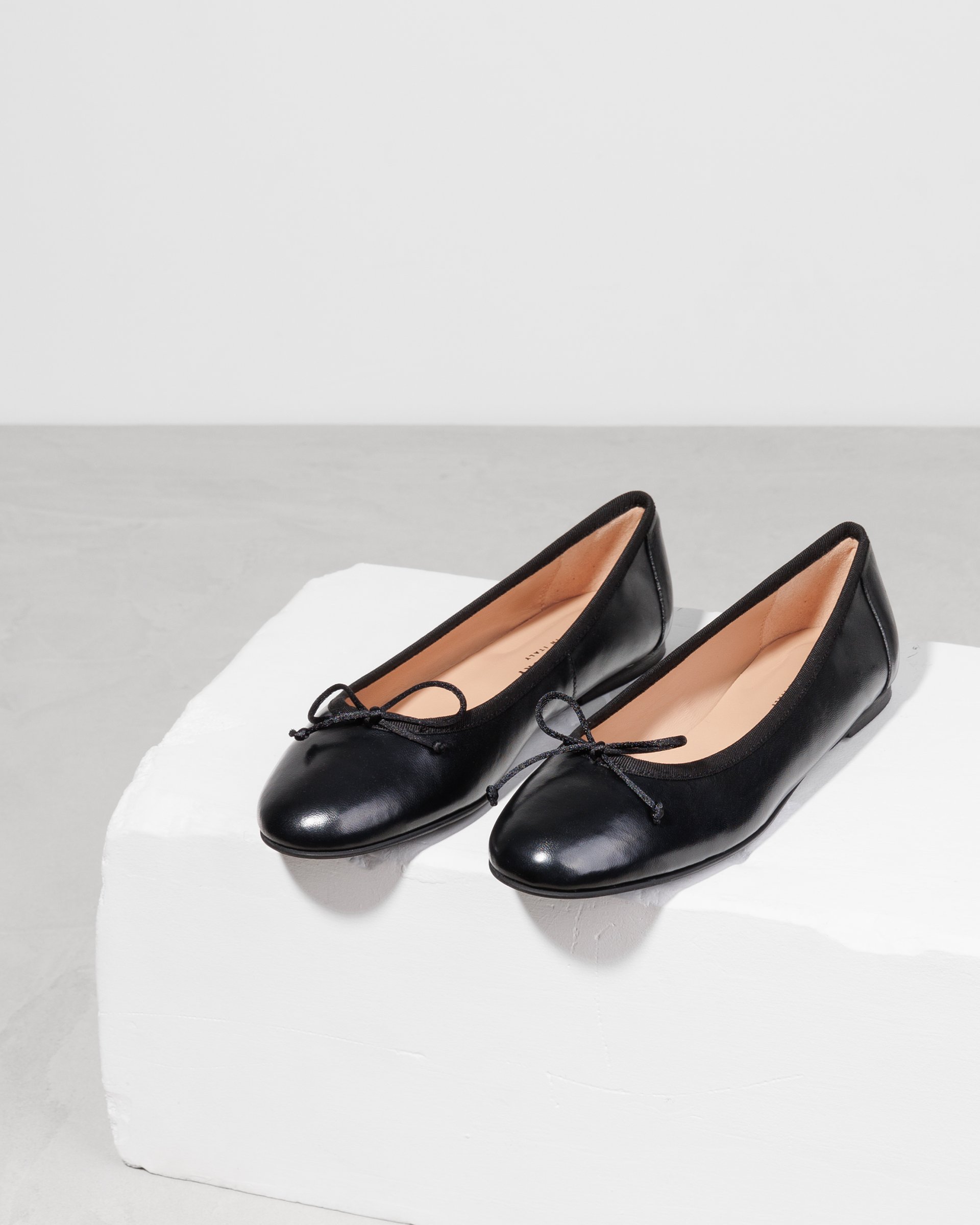 Черные кожаные балетки - Image 2 of 7