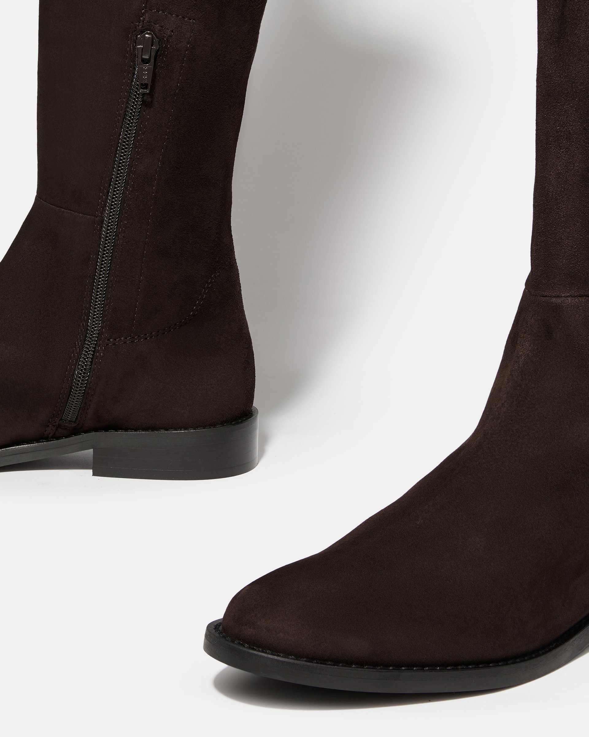 Тёмно-коричневые замшевые сапоги - Image 4 of 4