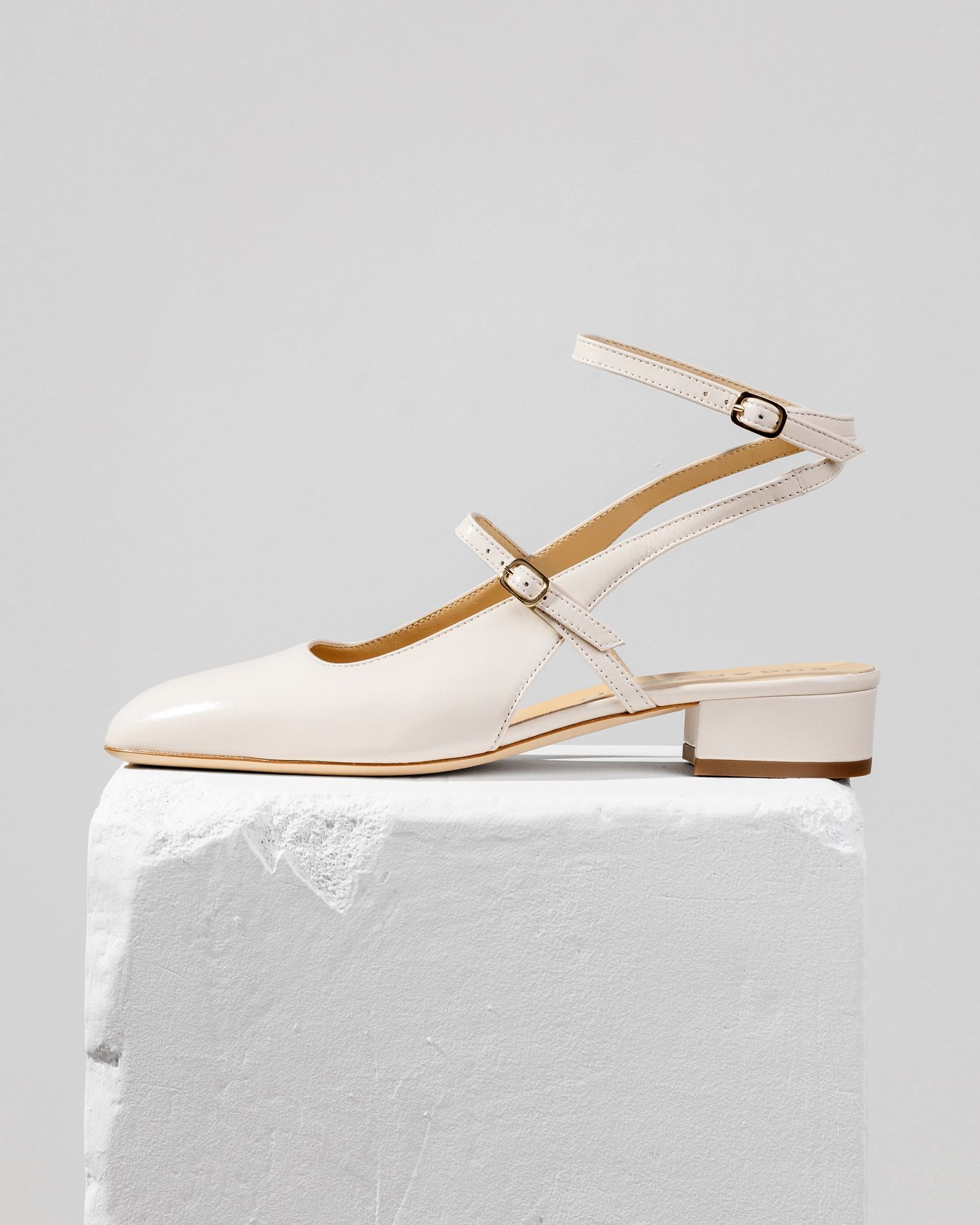 Молочные кожаные туфли - Main image