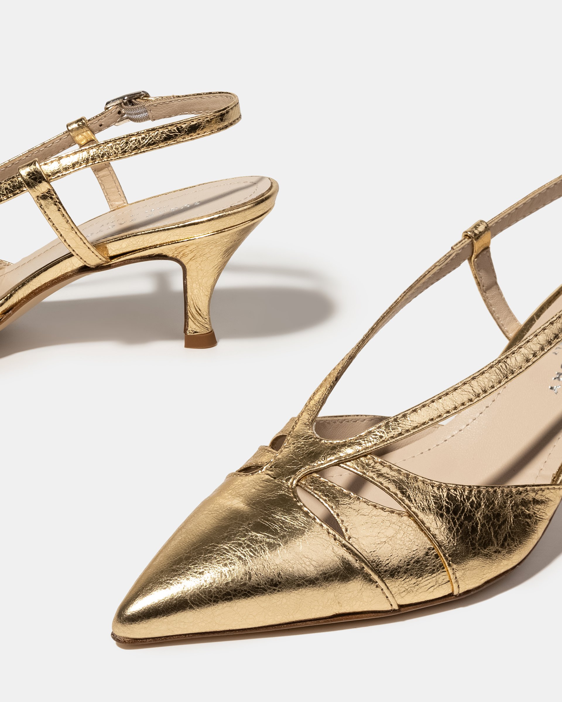 Золотистые кожаные туфли с ремешками - Image 4 of 4