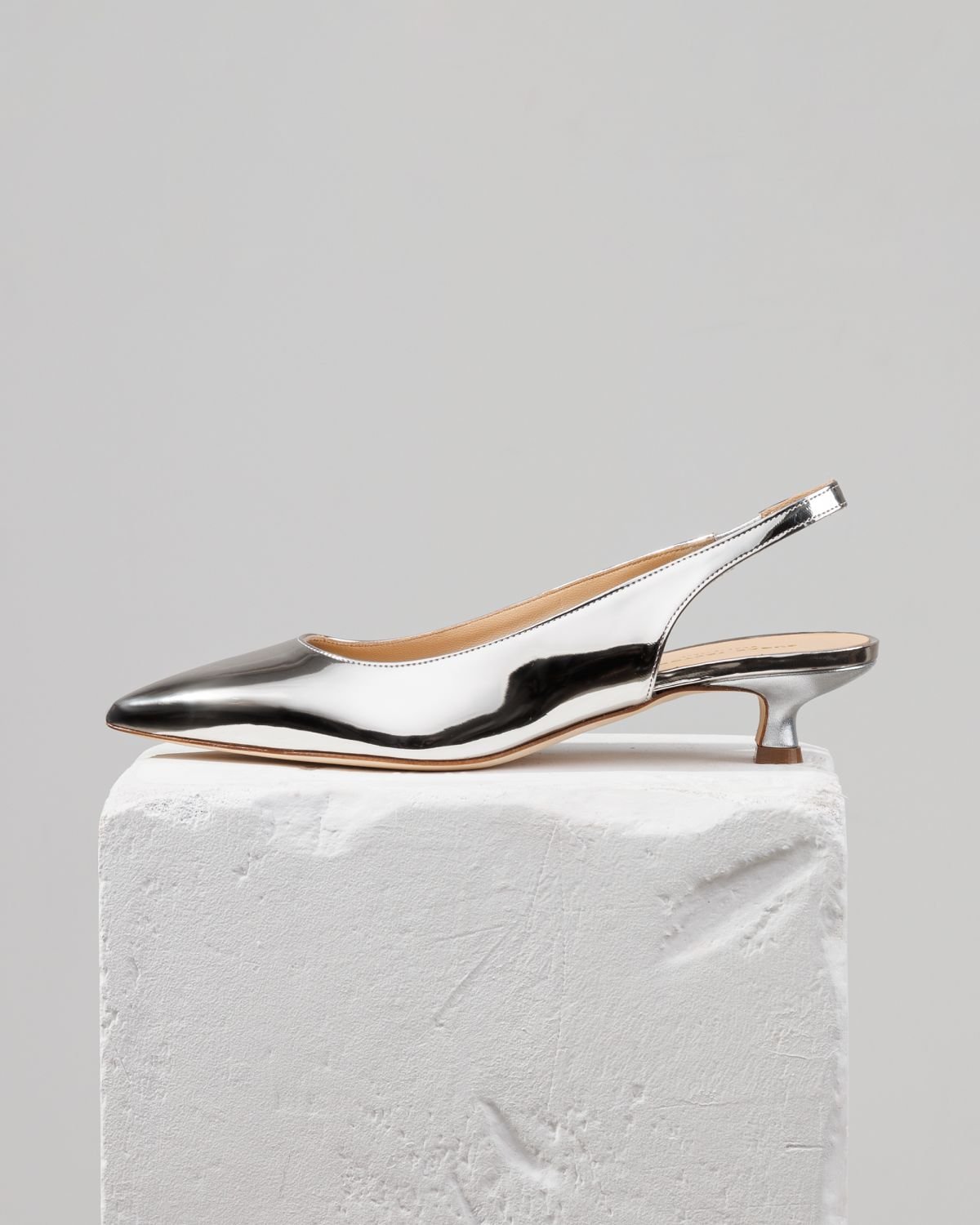 Серебряные кожаные туфли - Main image