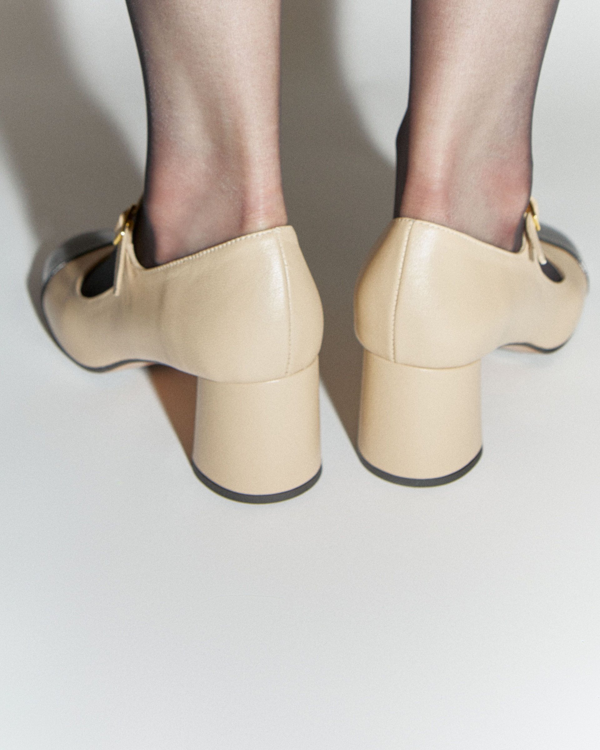 Бежевые кожаные туфли - Image 7 of 7