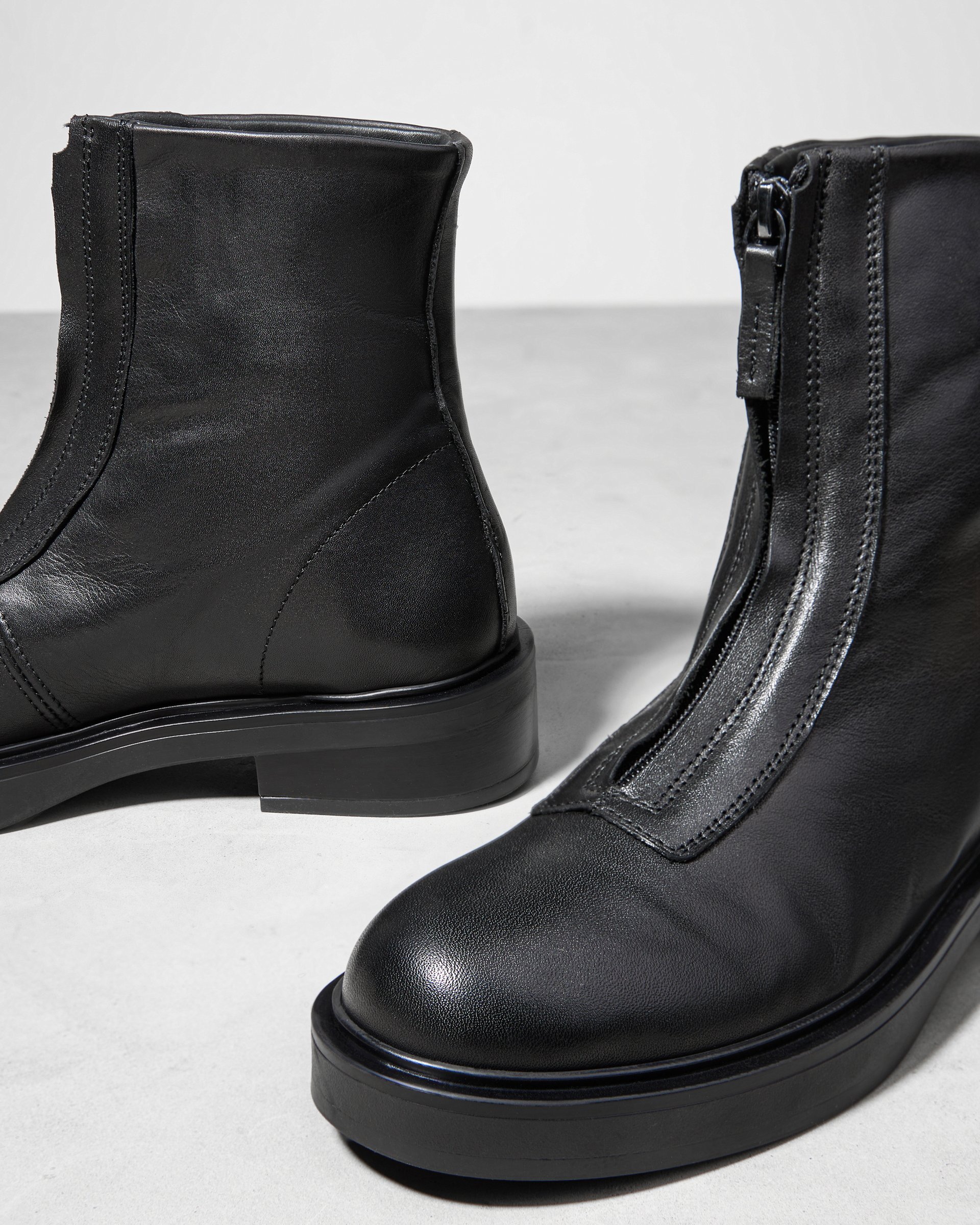 Черные кожаные женские ботинки - Image 4 of 6