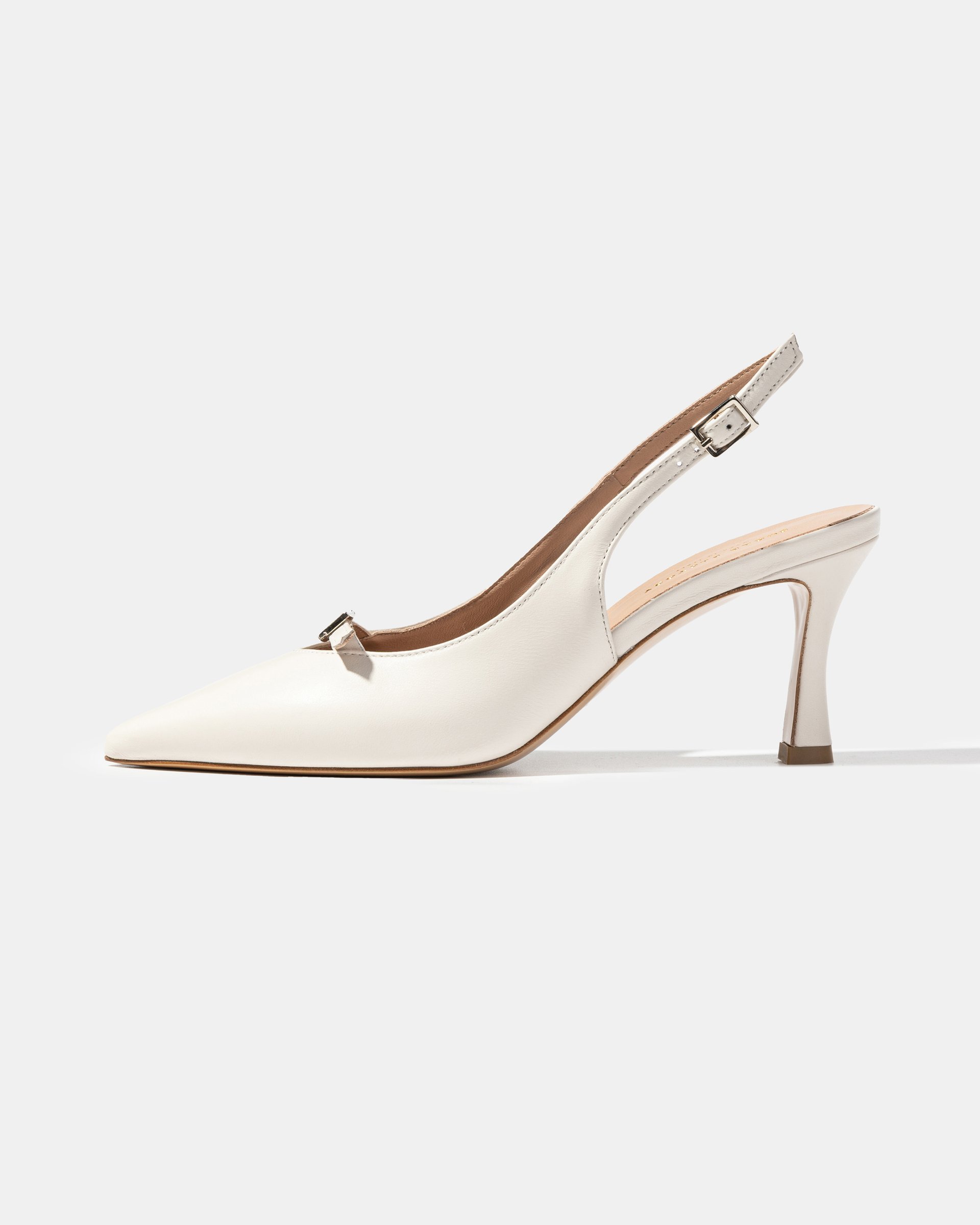 Белые кожаные туфли на каблуке - Main image